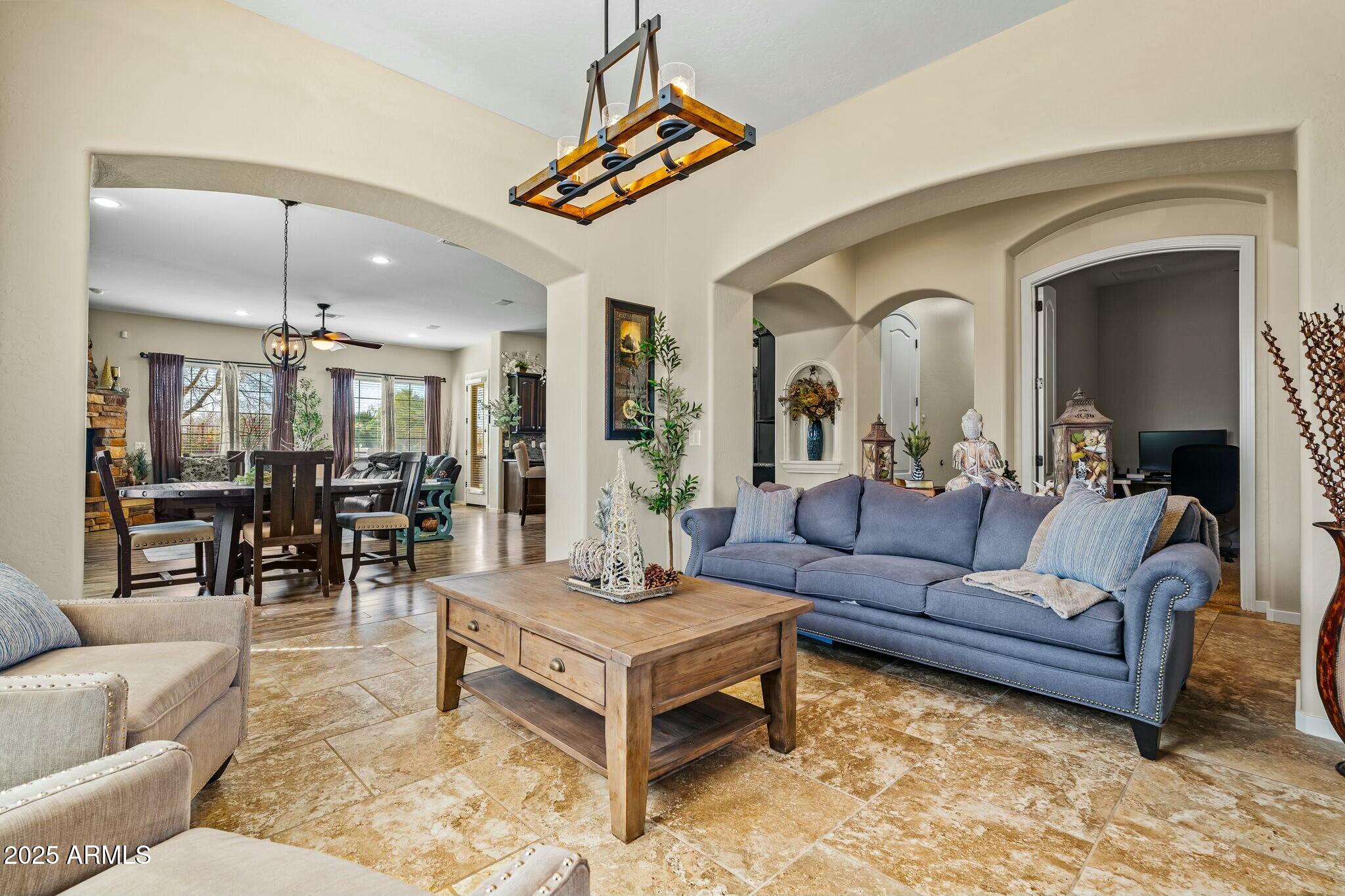 891 W PALO BREA Drive