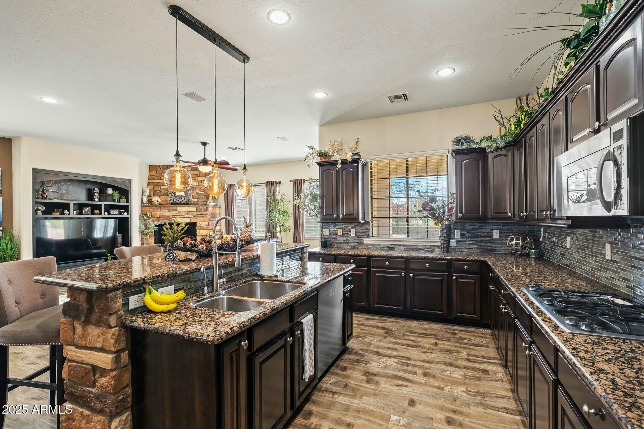 891 W PALO BREA Drive
