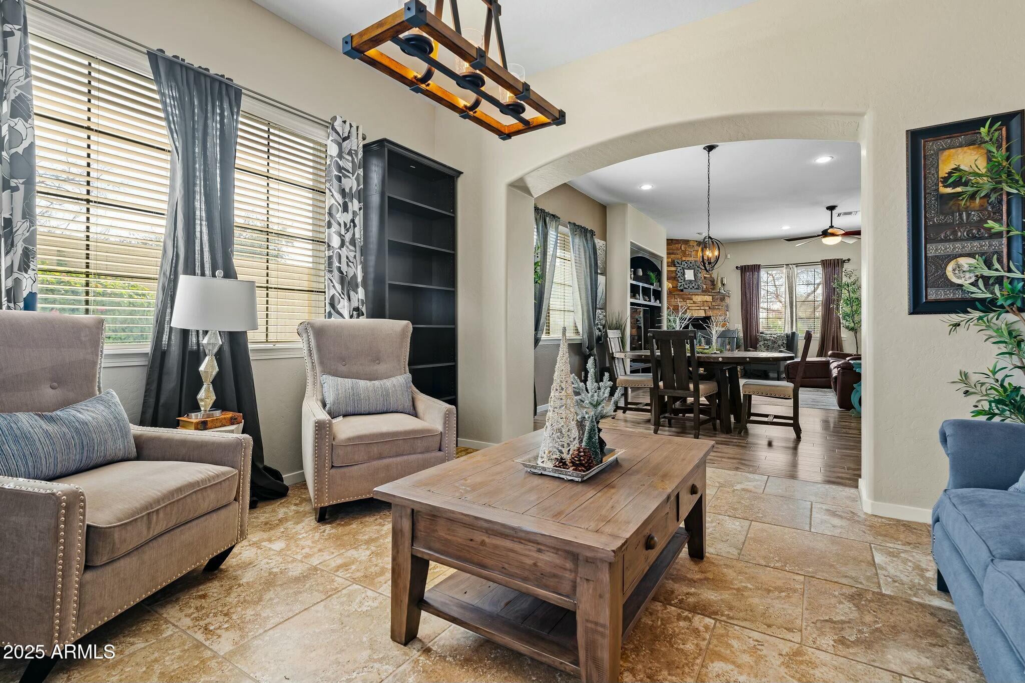 891 W PALO BREA Drive