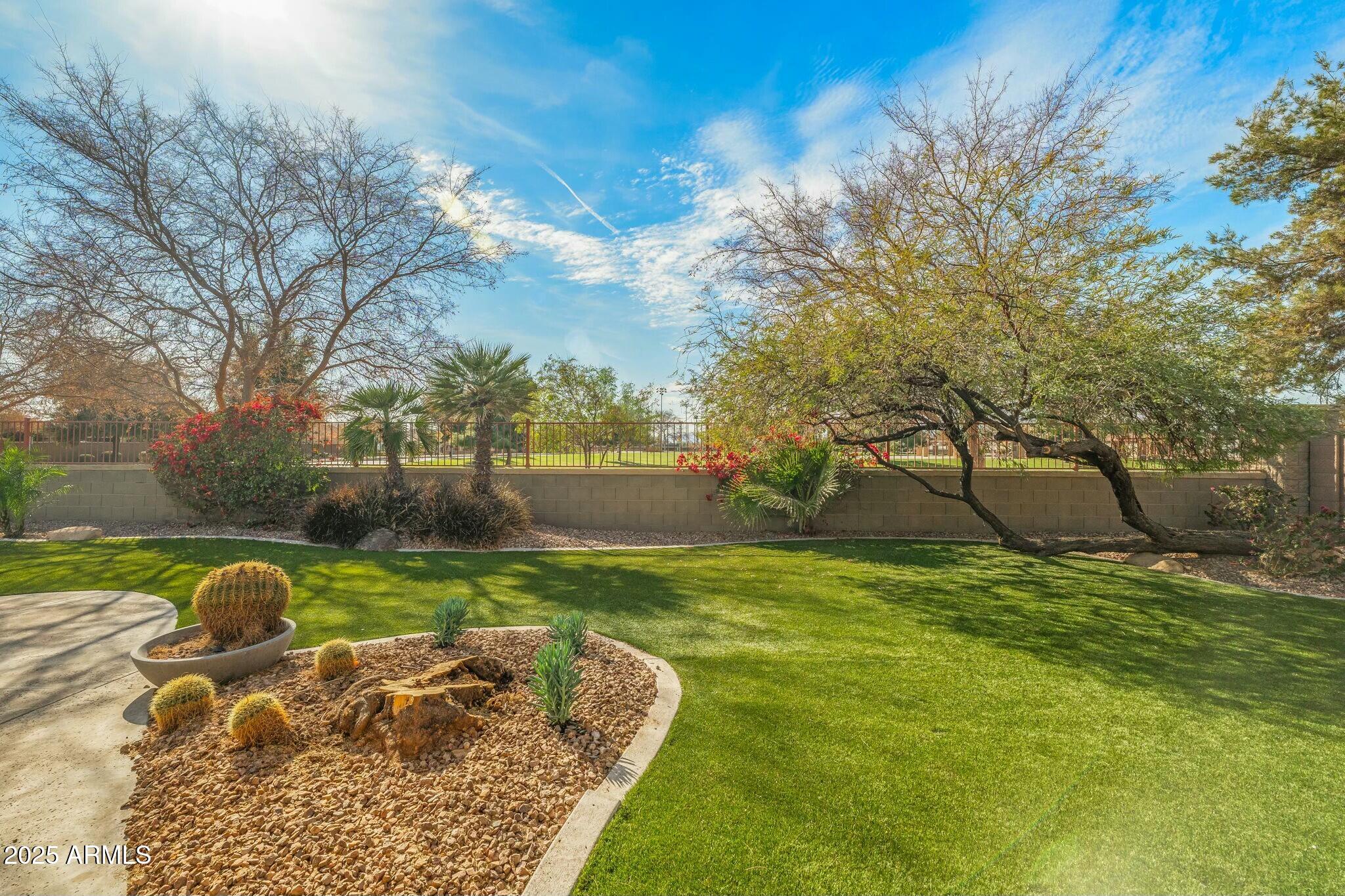 891 W PALO BREA Drive