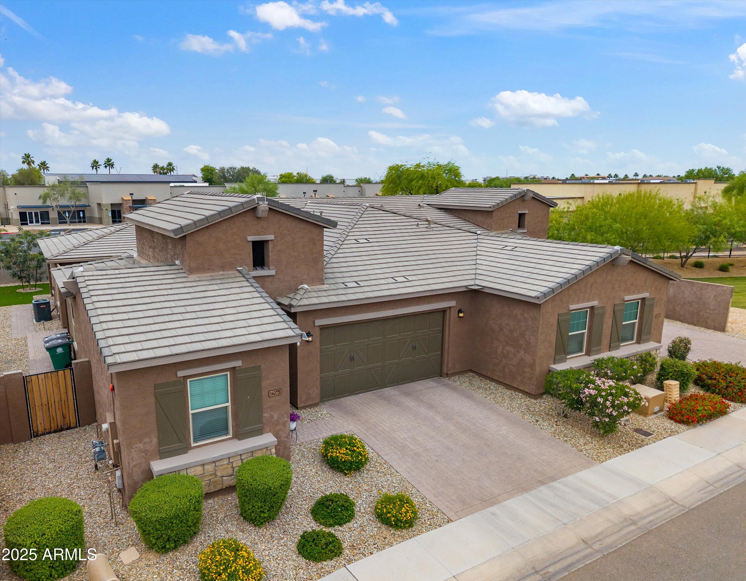 14075 W Desert Flower Drive