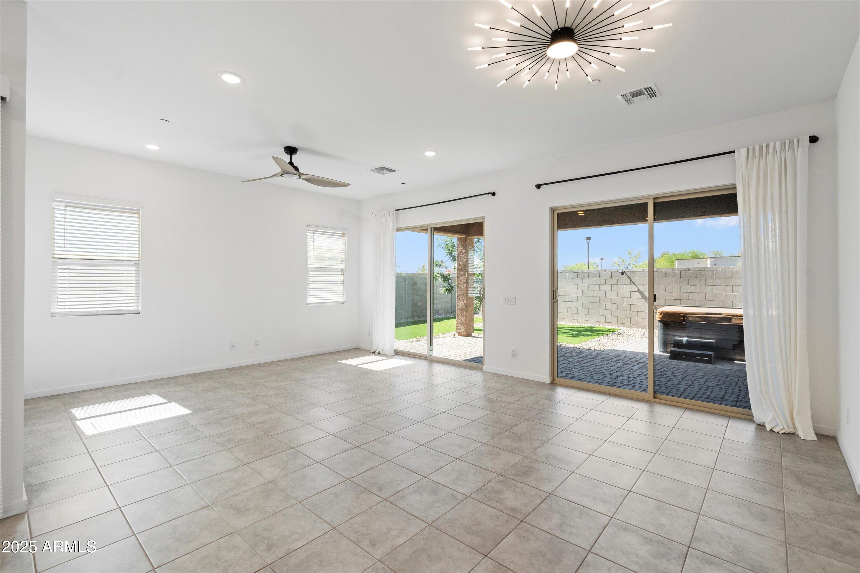 14075 W Desert Flower Drive