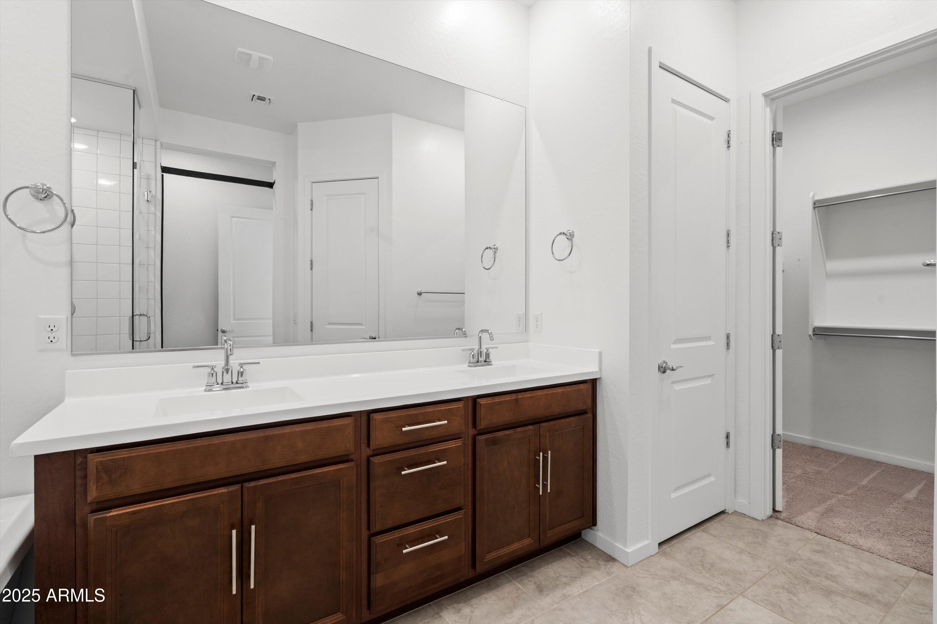 14075 W Desert Flower Drive