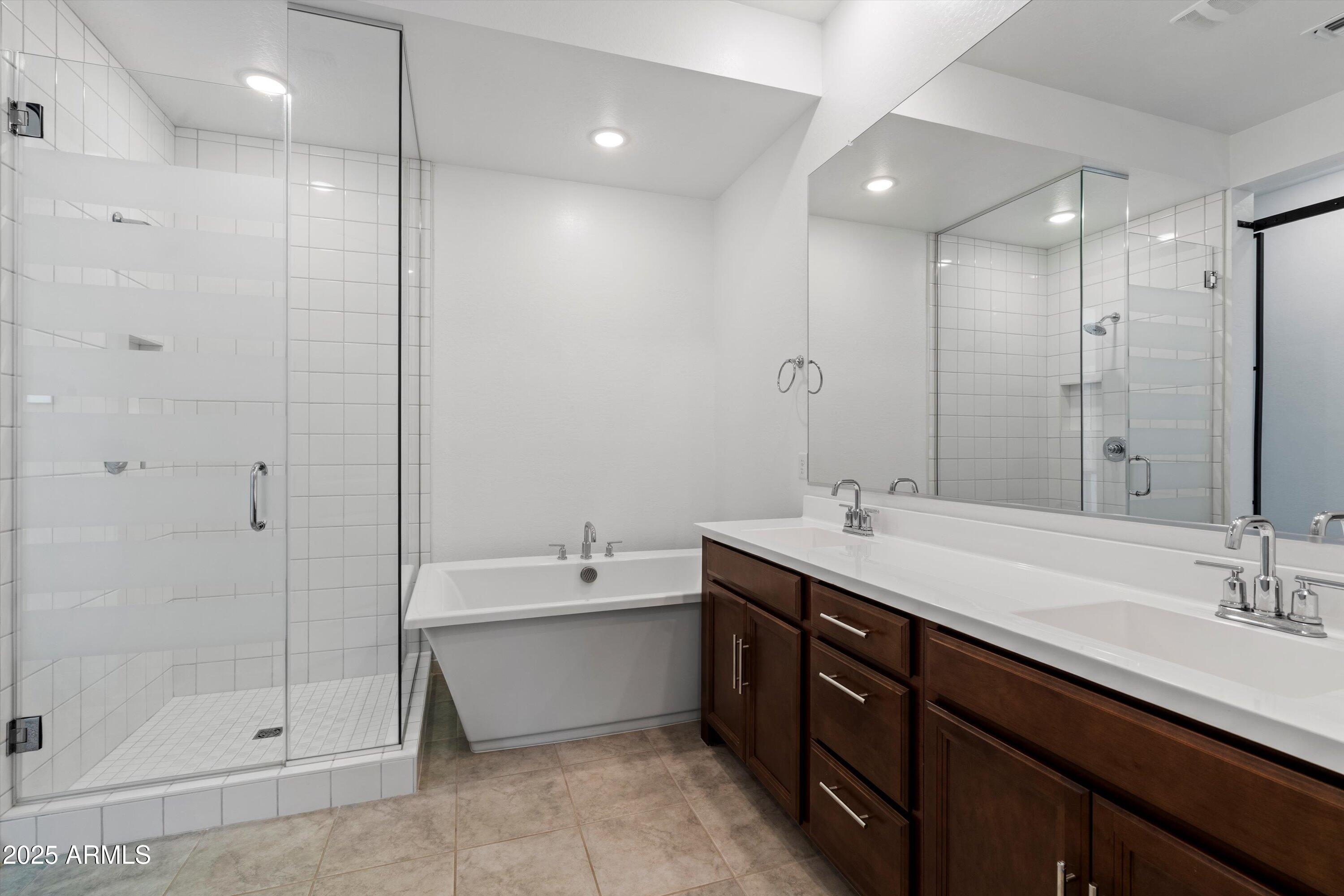 14075 W Desert Flower Drive