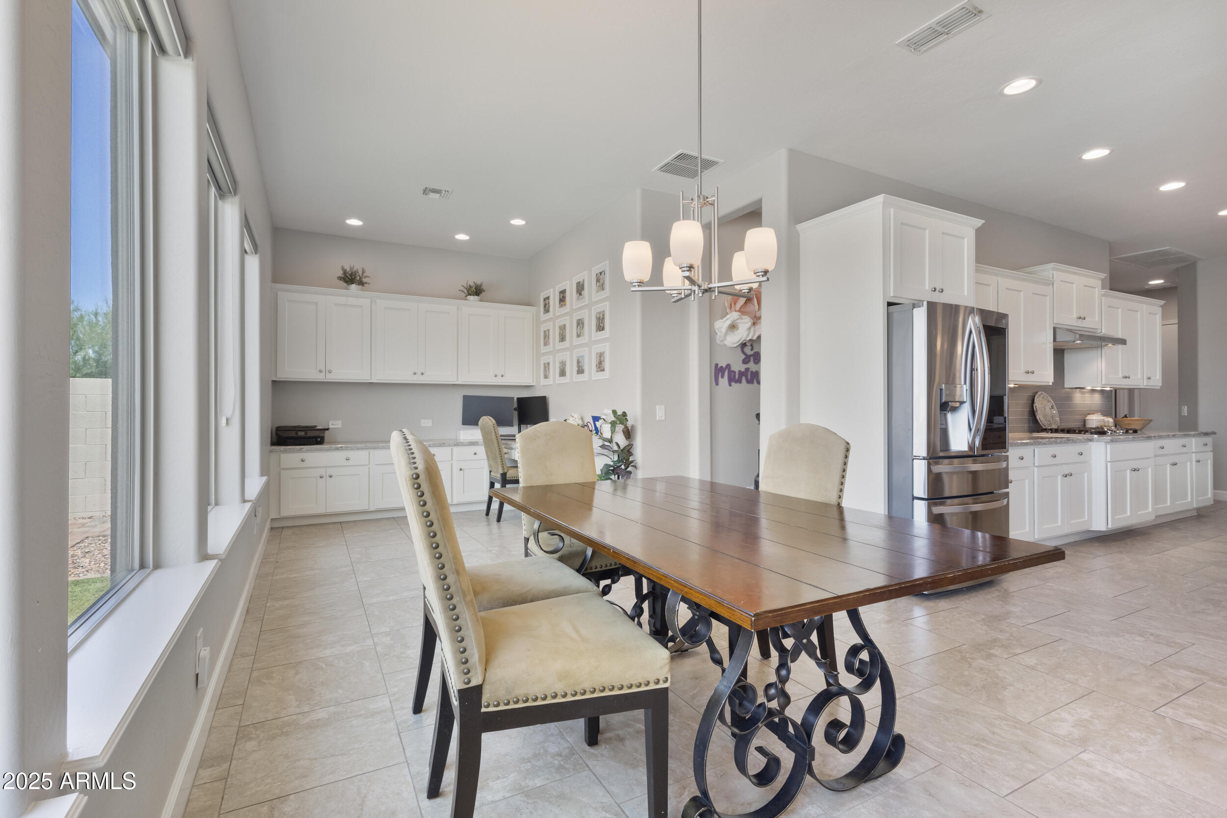 18115 W WIND DRIFT Drive