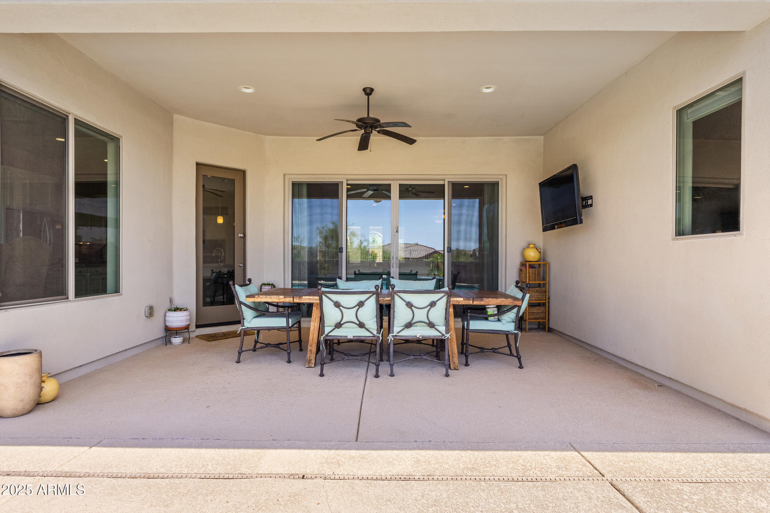 18115 W WIND DRIFT Drive