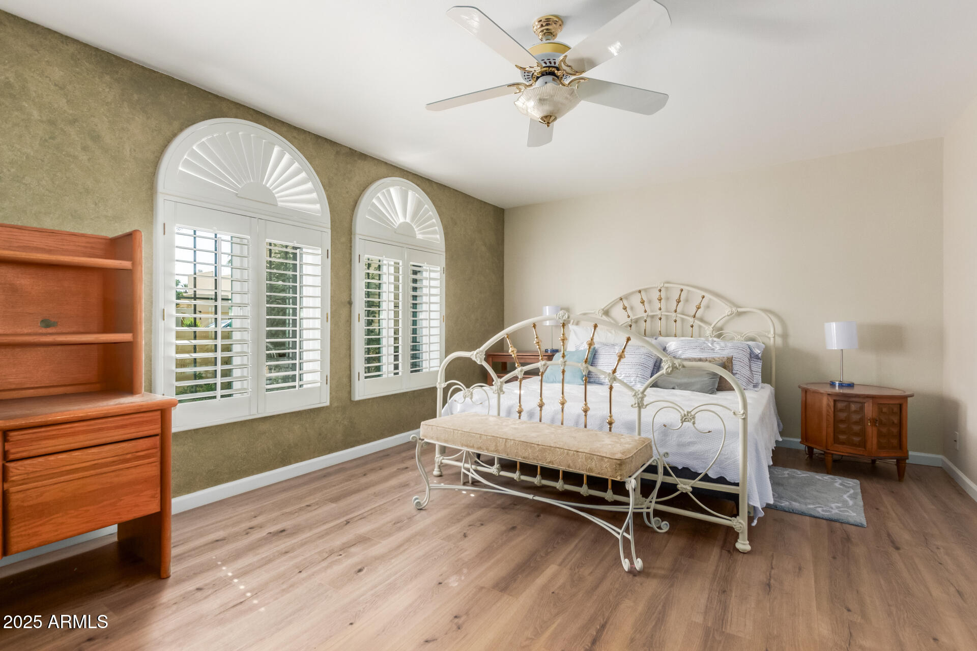 1036 N SIERRA HERMOSA Drive