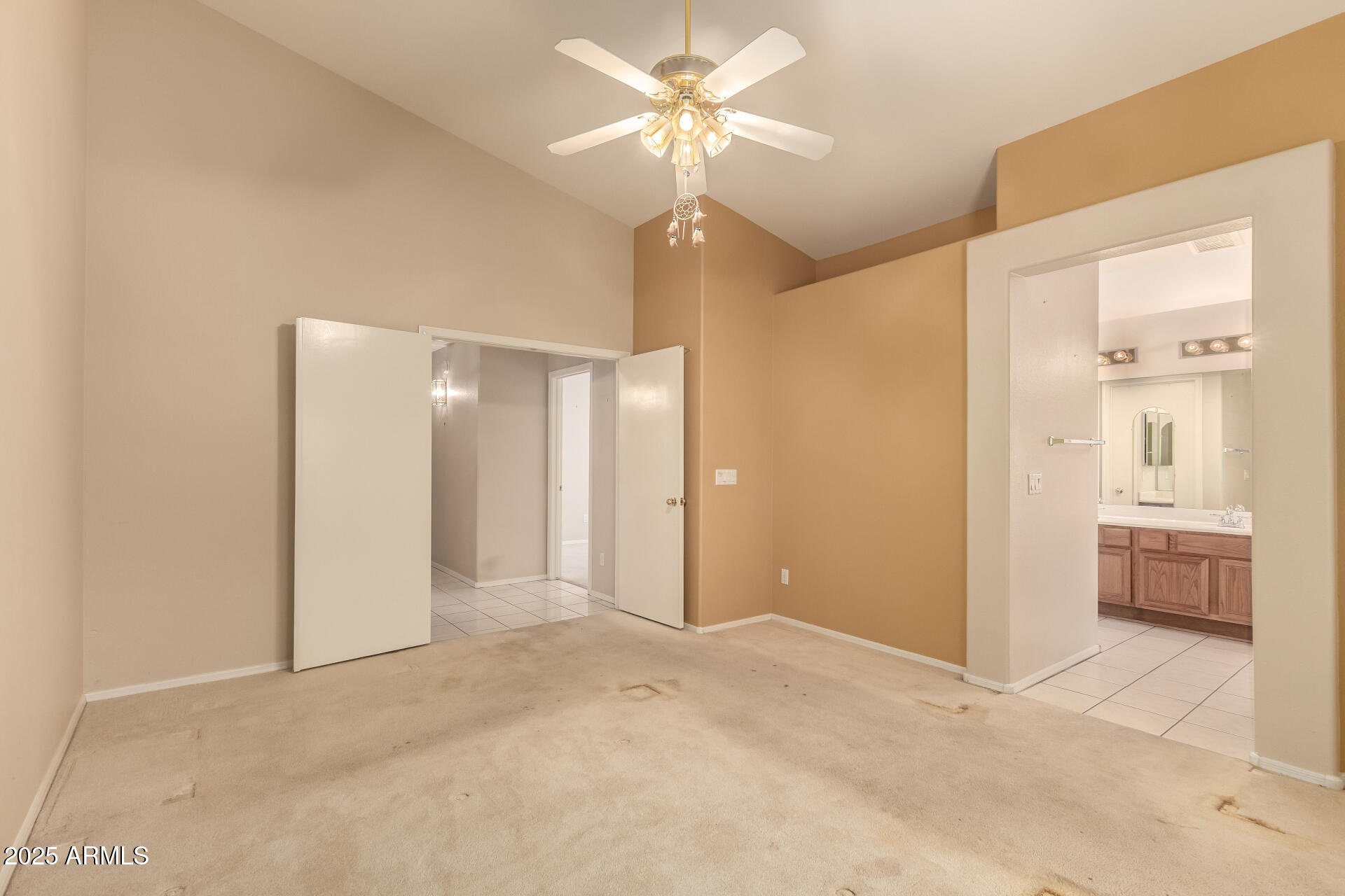 7236 W LOS GATOS Drive