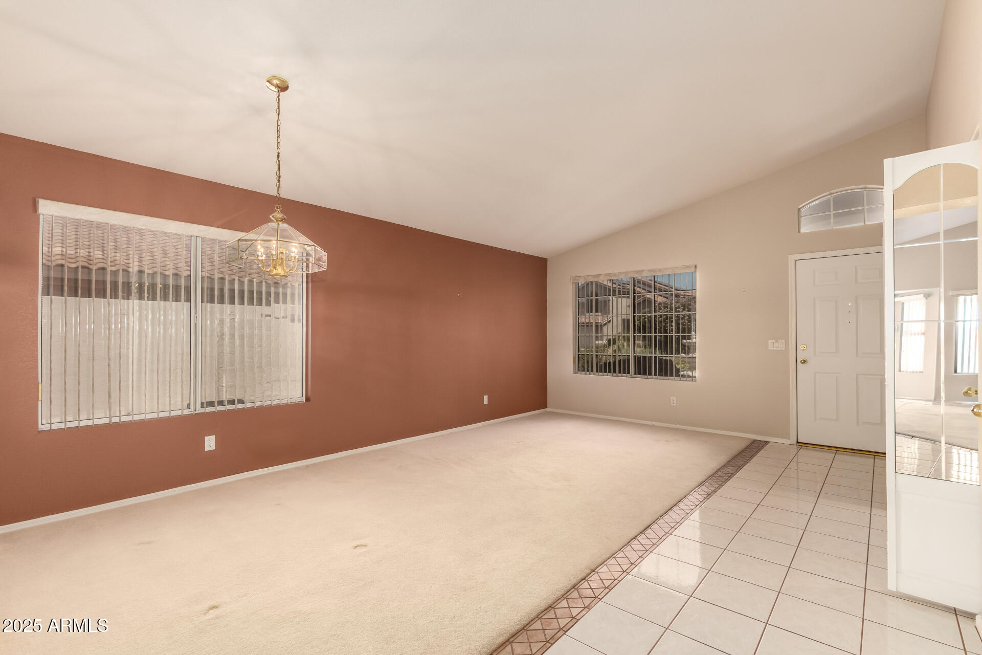 7236 W LOS GATOS Drive