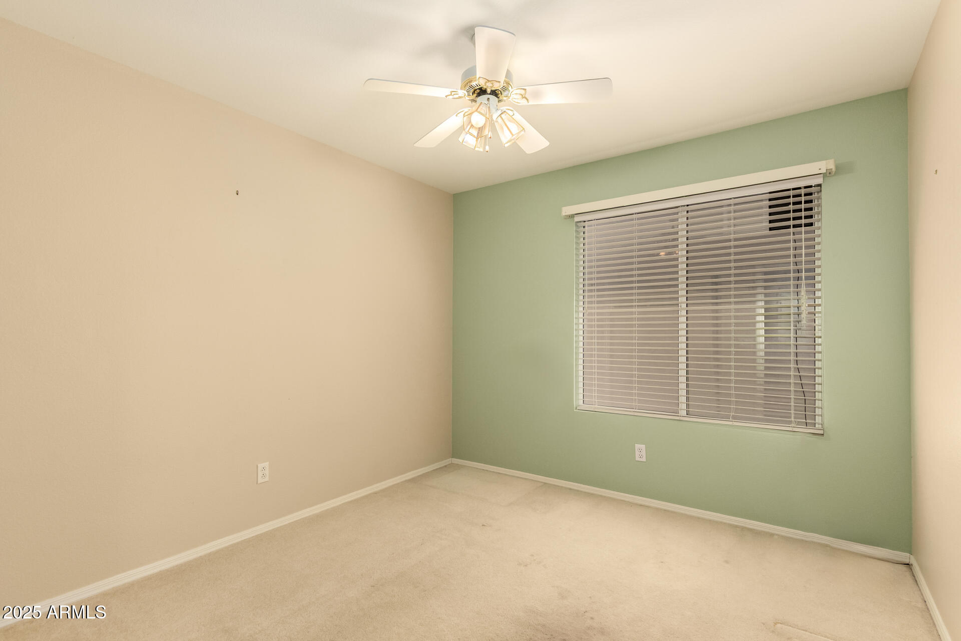 7236 W LOS GATOS Drive