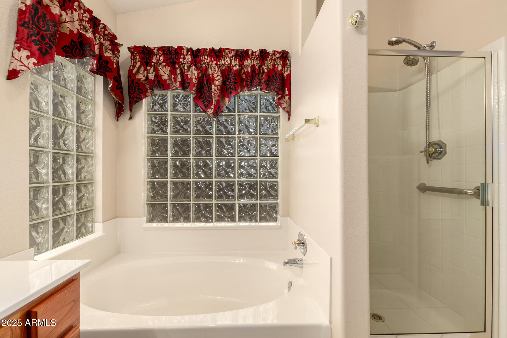 7236 W LOS GATOS Drive