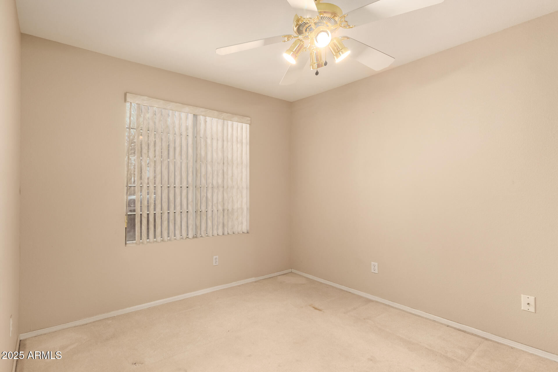 7236 W LOS GATOS Drive