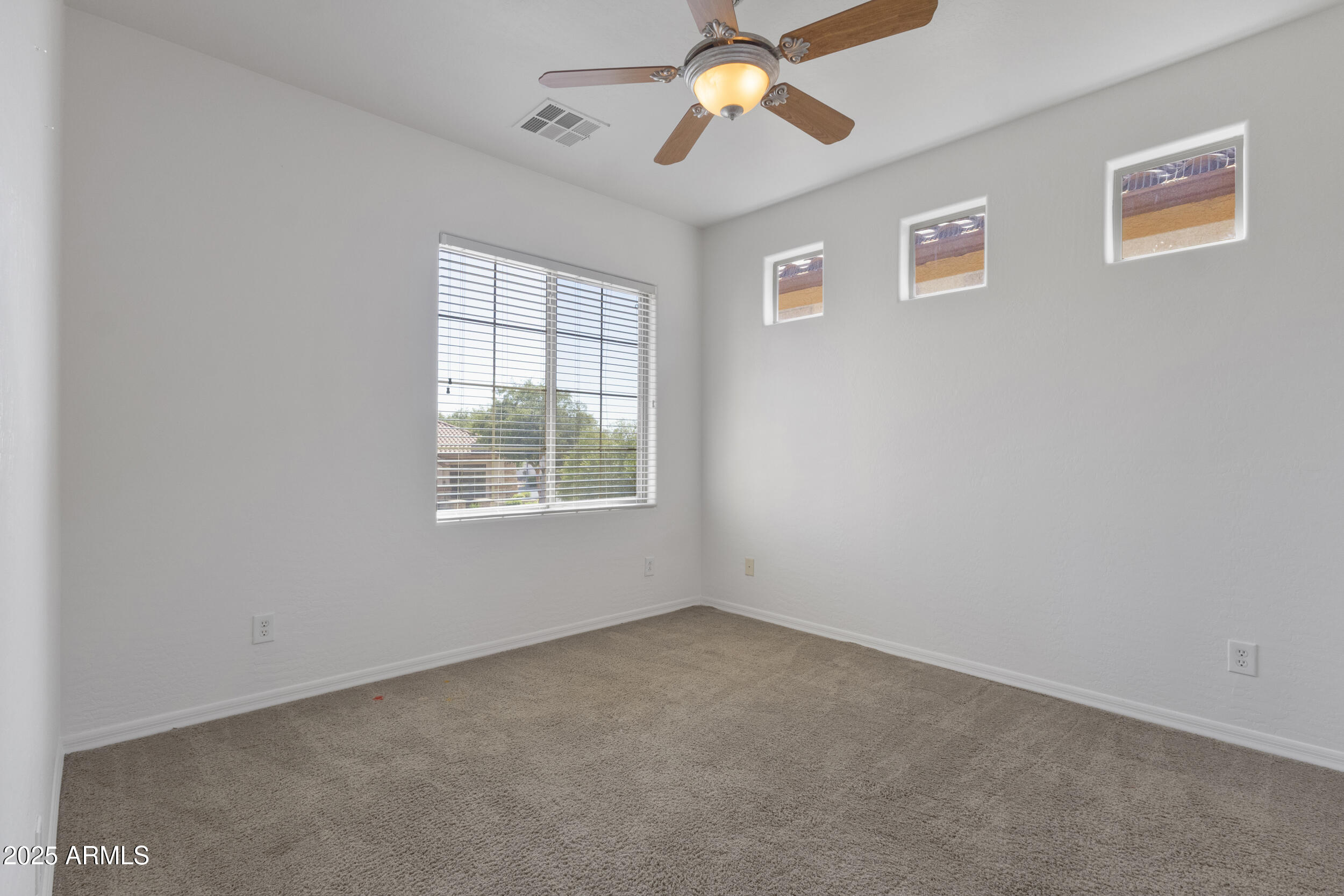 785 W VILLAGE Parkway