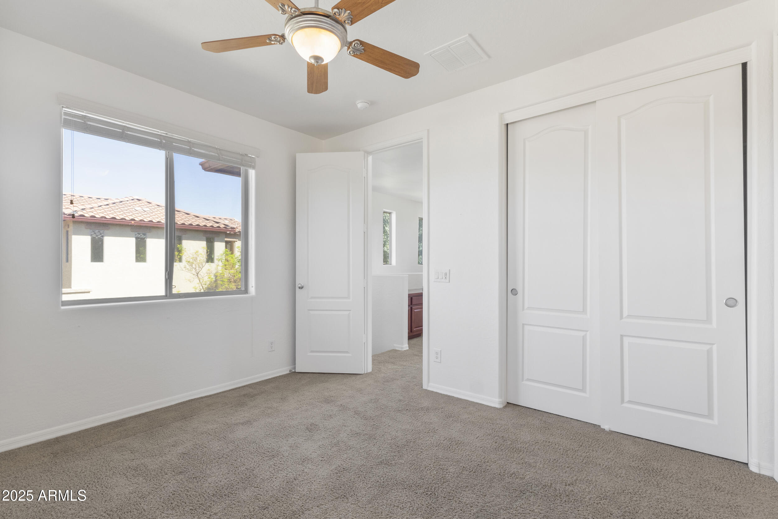 785 W VILLAGE Parkway