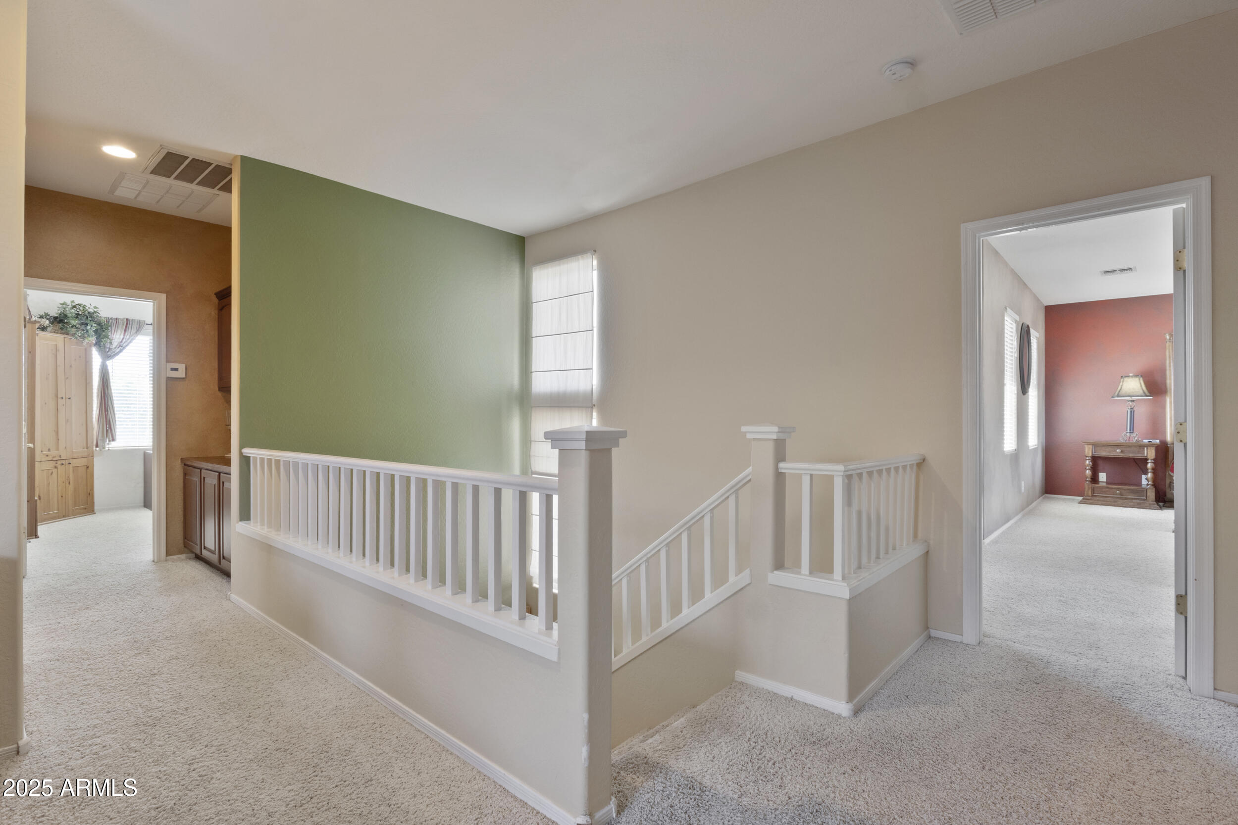 2116 W KURALT Drive
