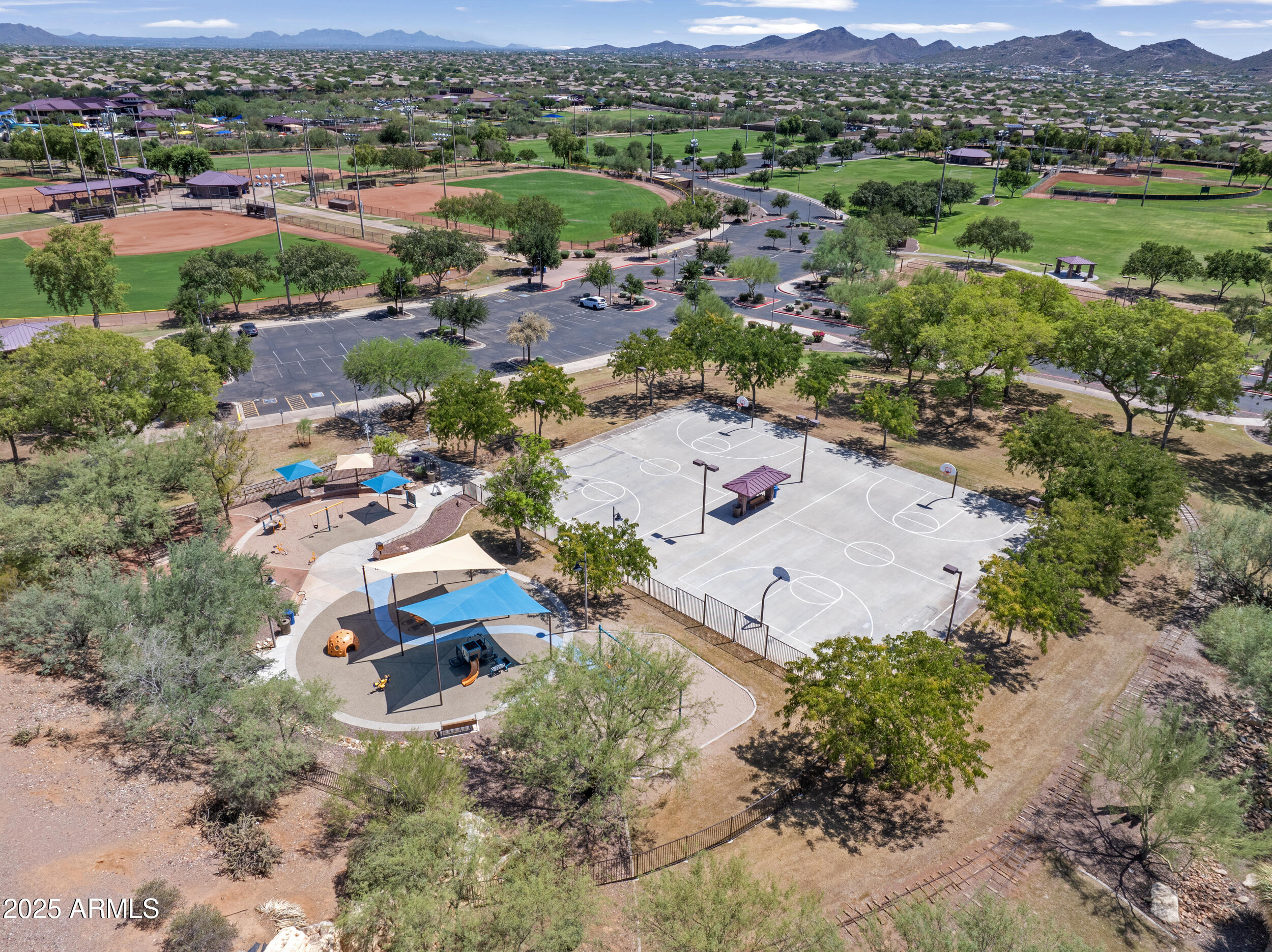 2116 W KURALT Drive