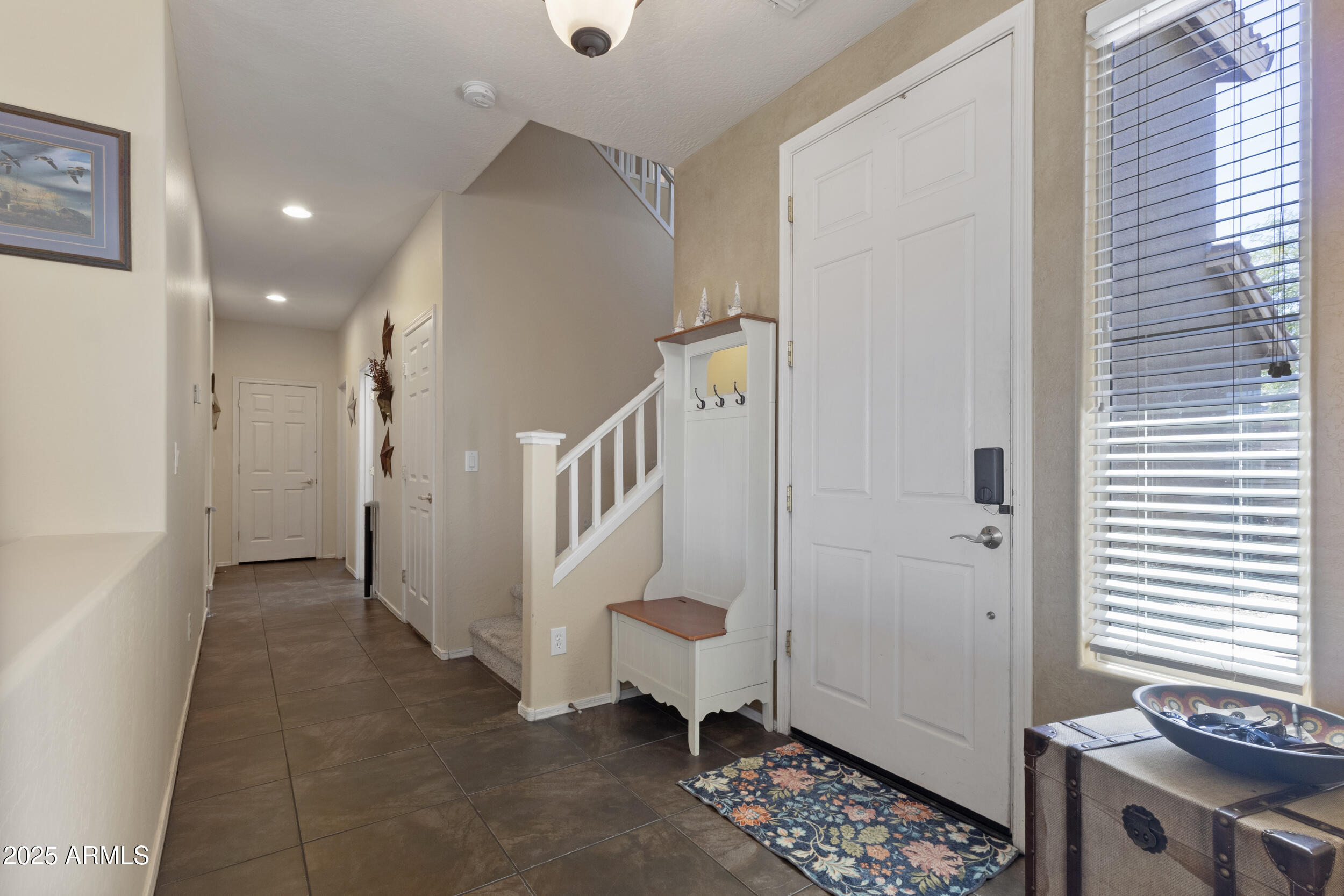 2116 W KURALT Drive