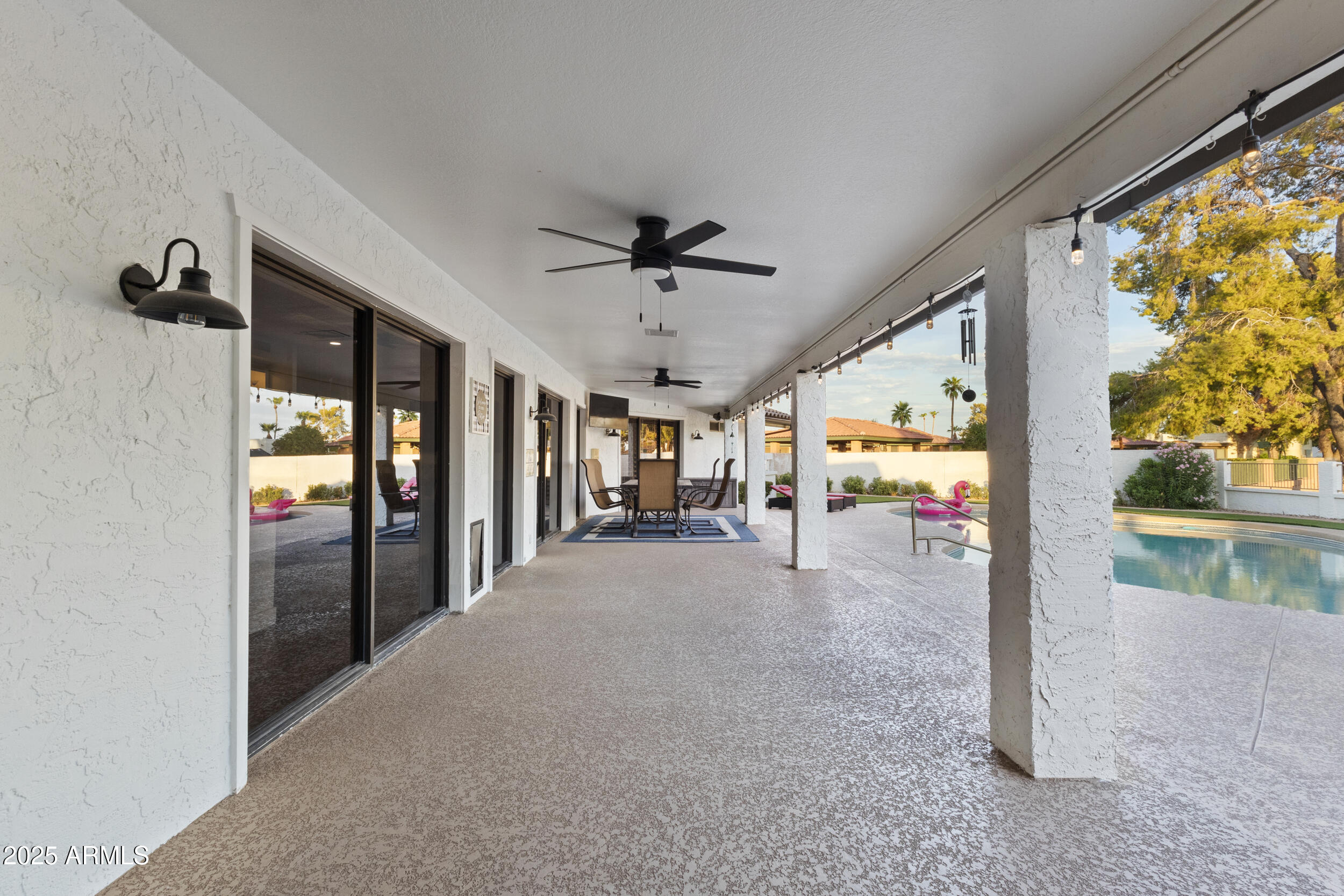 1153 N ORO Vista