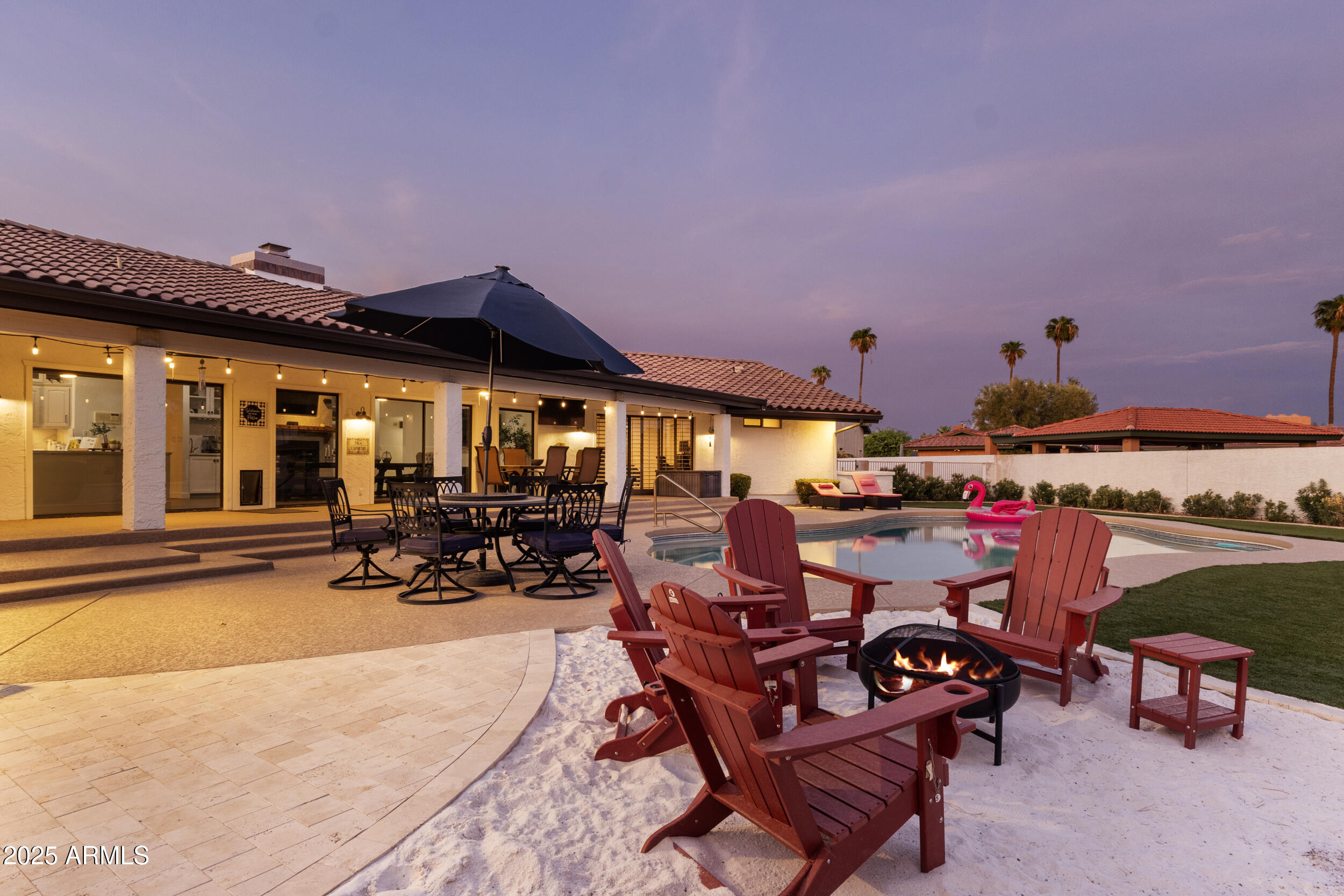 1153 N ORO Vista
