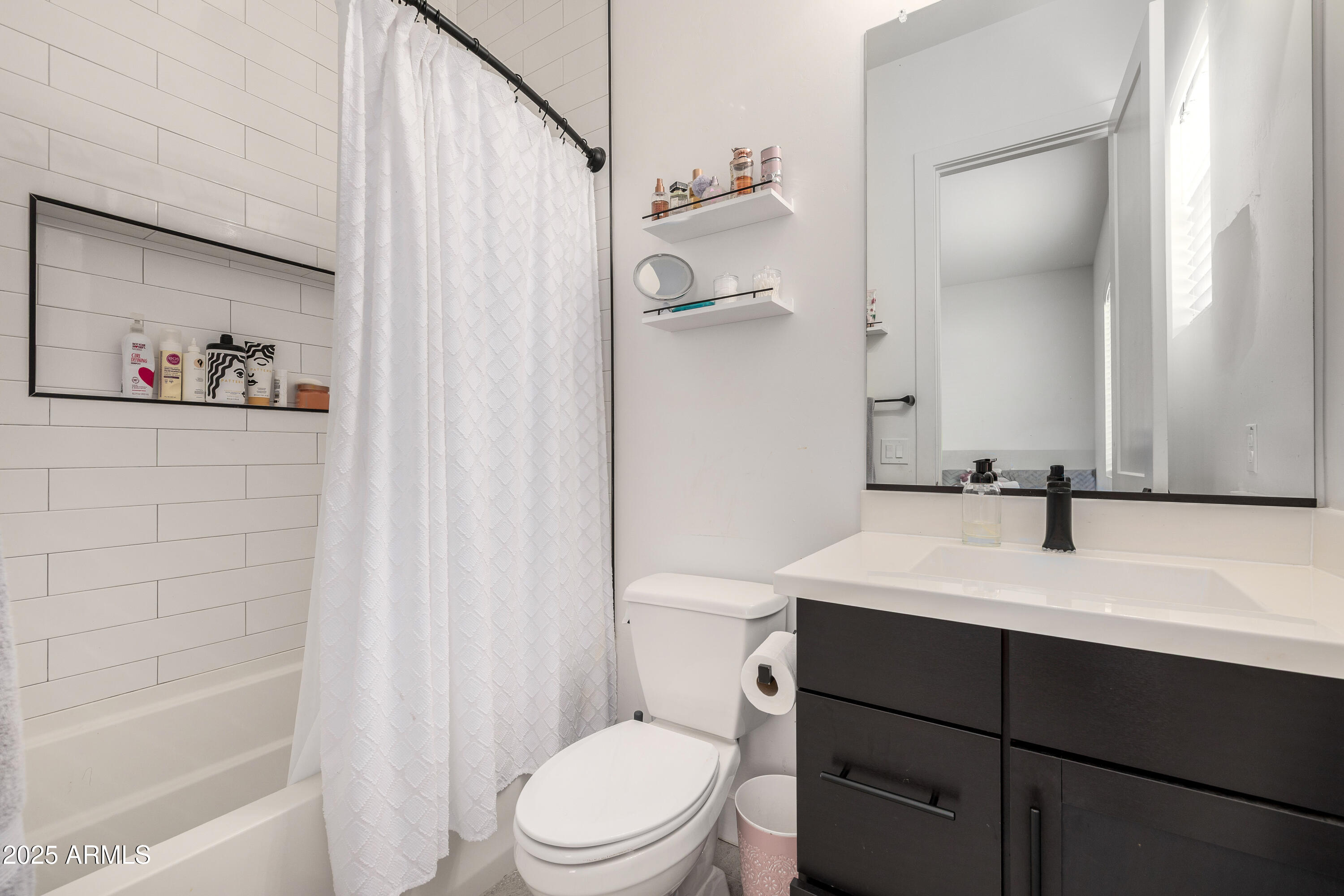 18179 W COOLIDGE Street