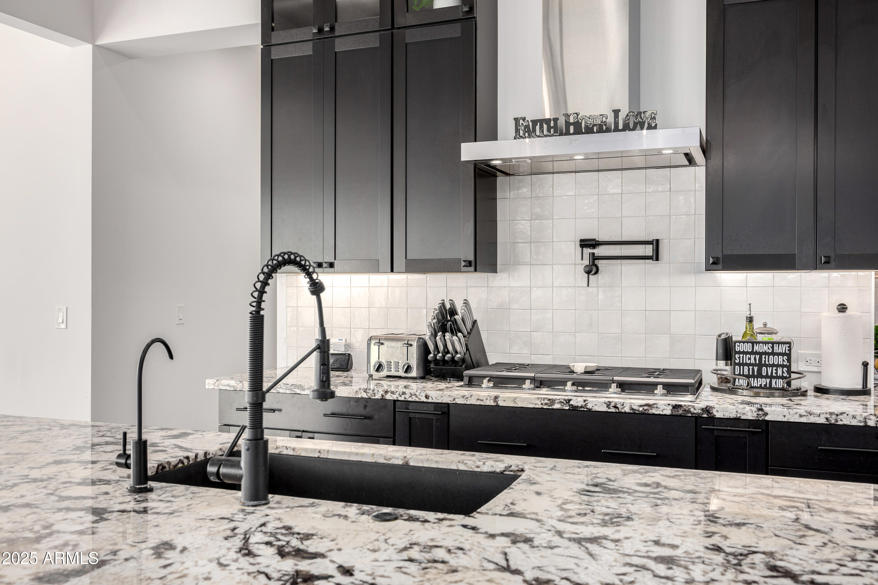 18179 W COOLIDGE Street