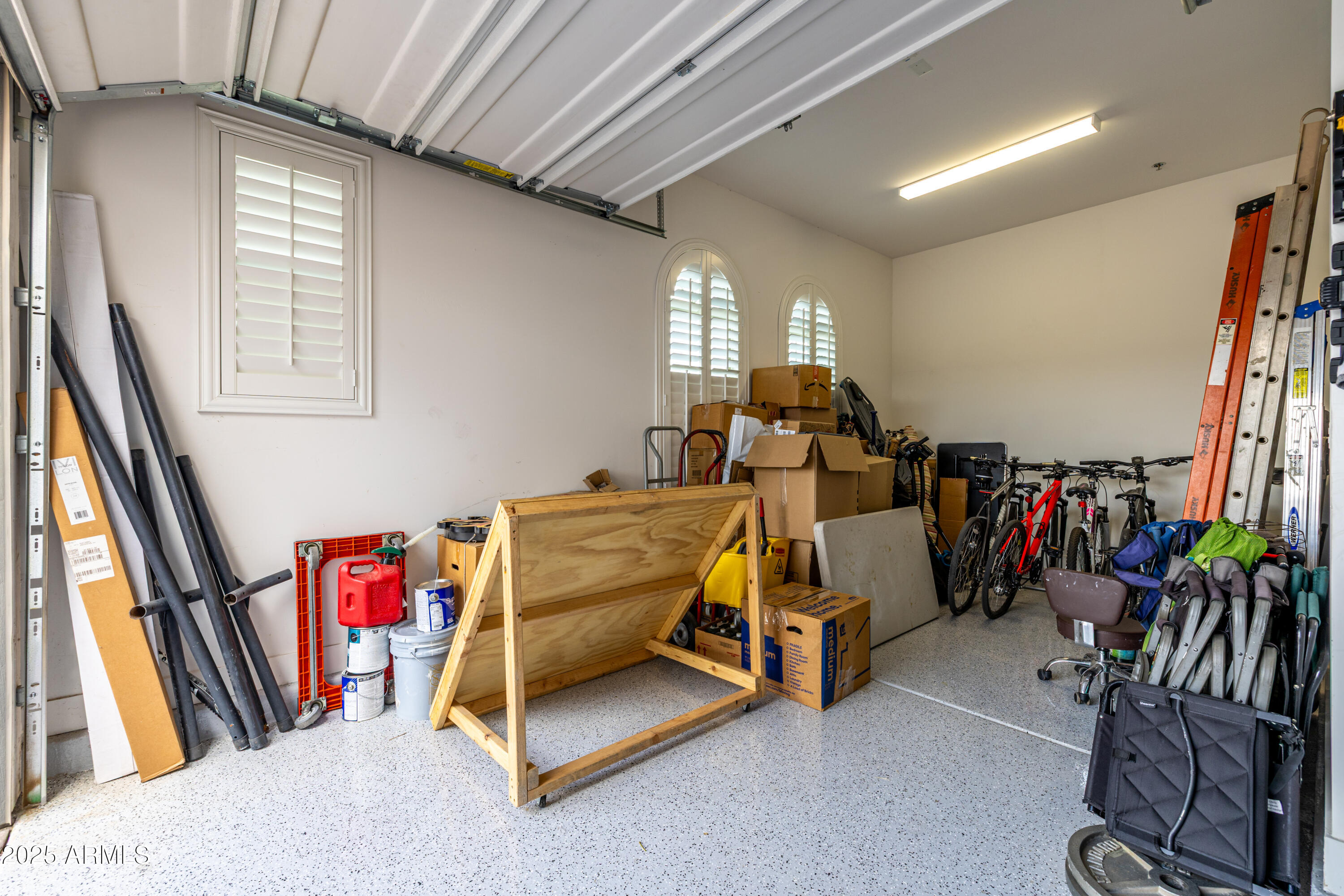 18179 W COOLIDGE Street