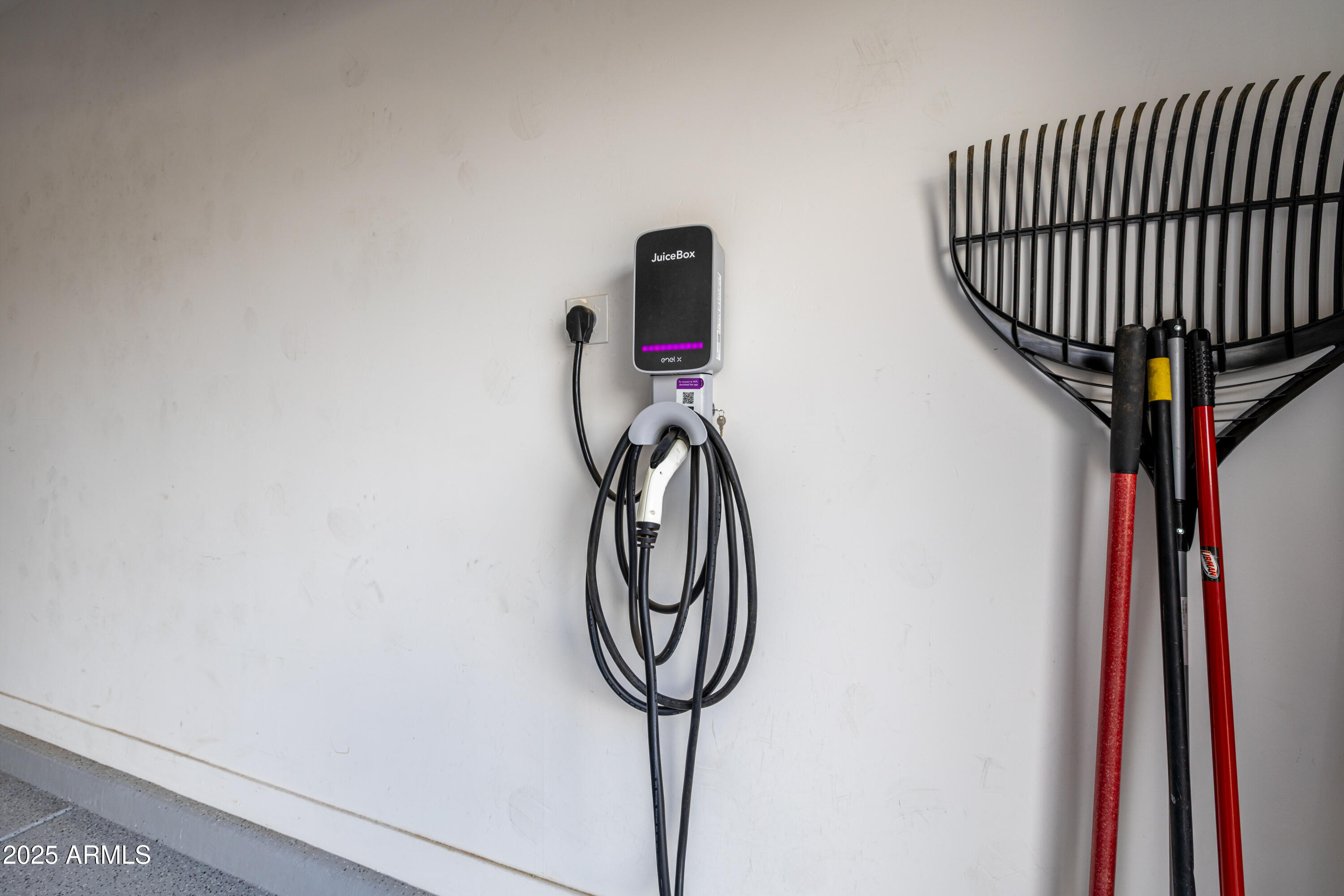 18179 W COOLIDGE Street