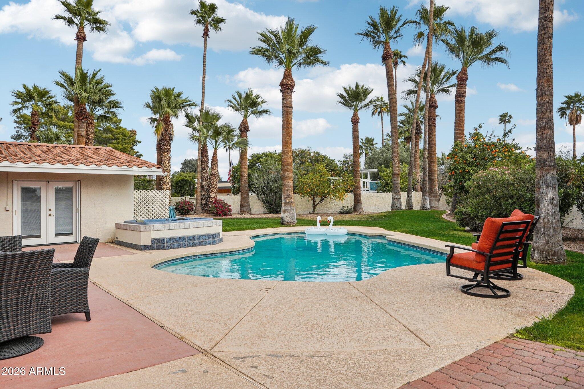 235 E ESTERO Lane