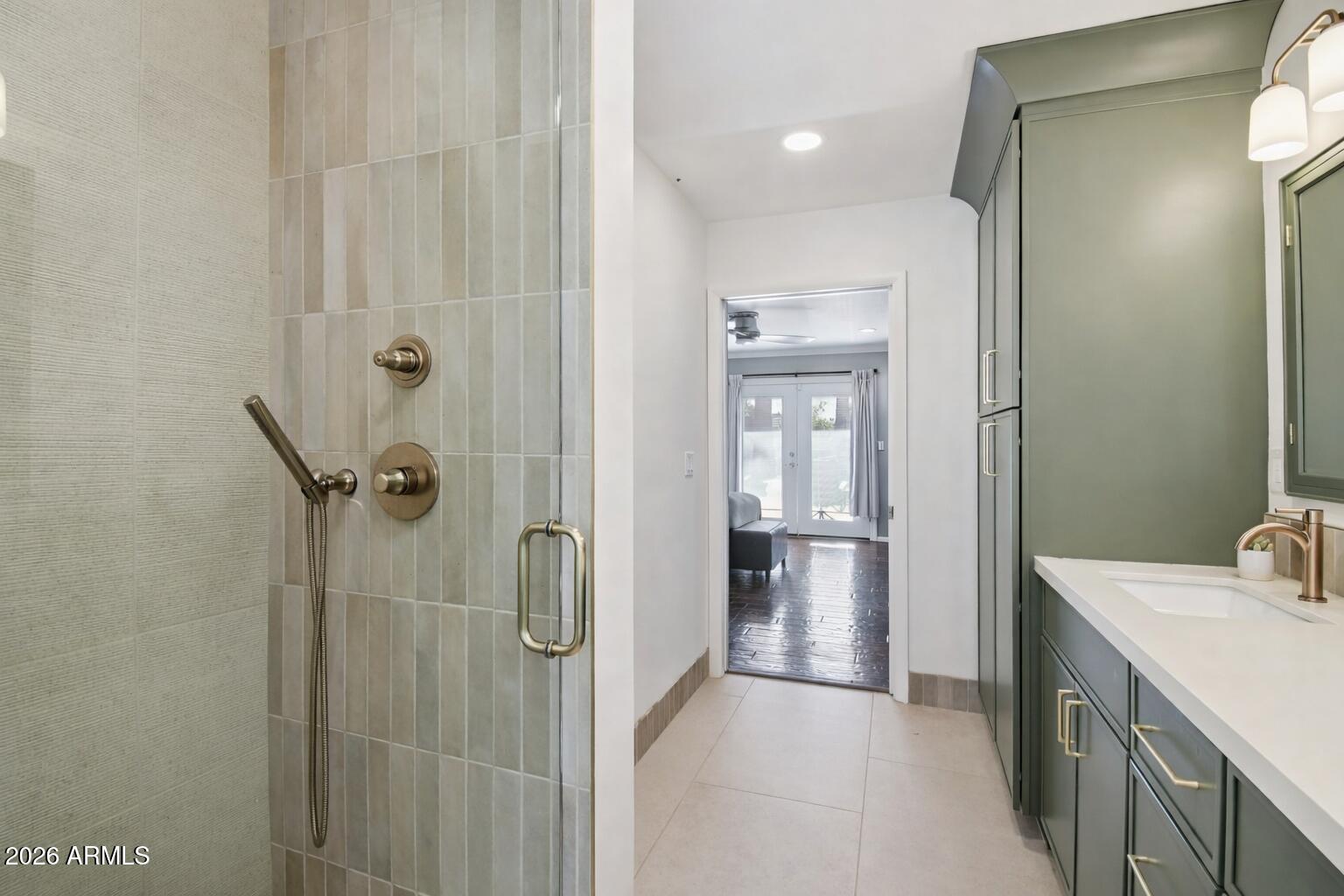 235 E ESTERO Lane