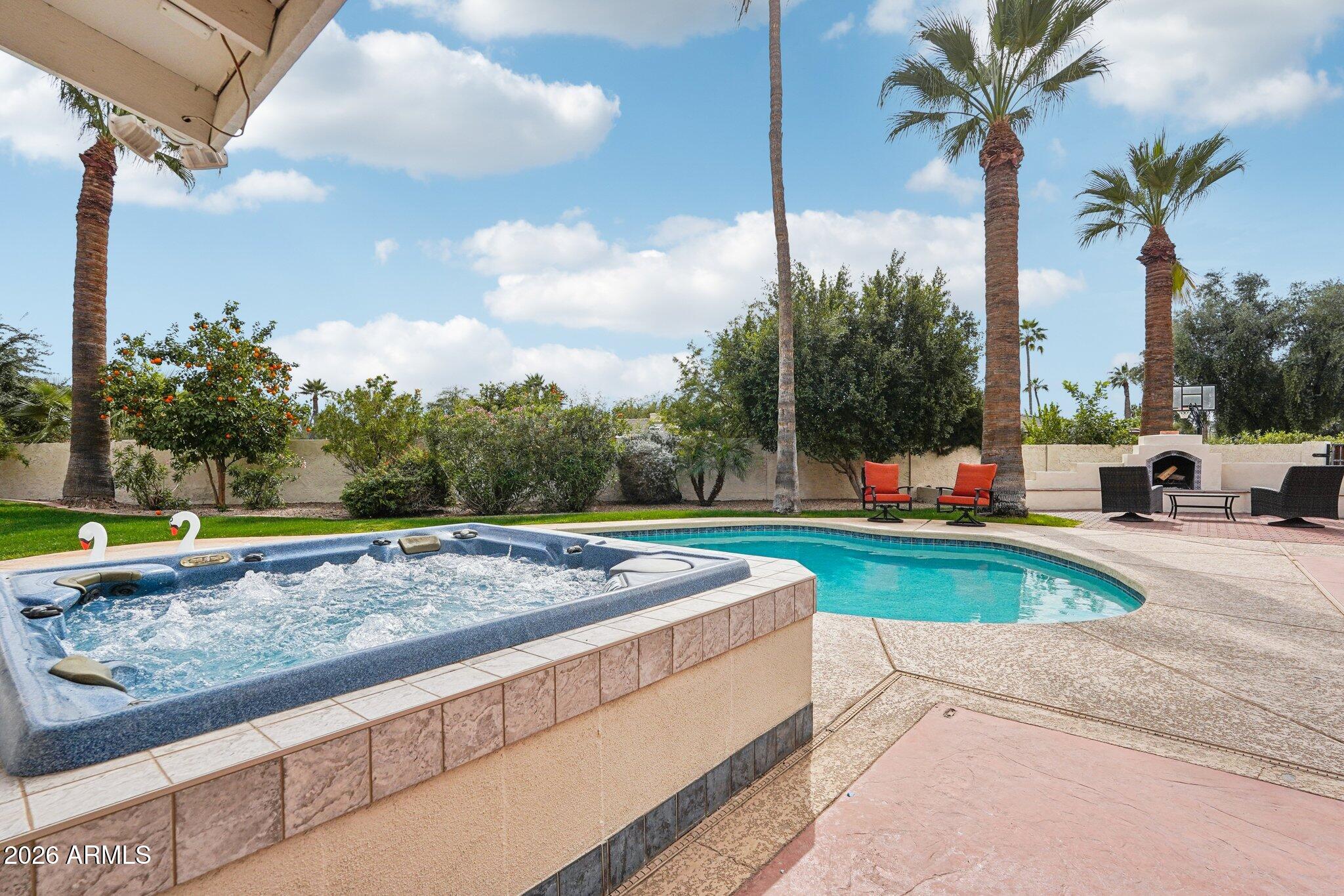 235 E ESTERO Lane