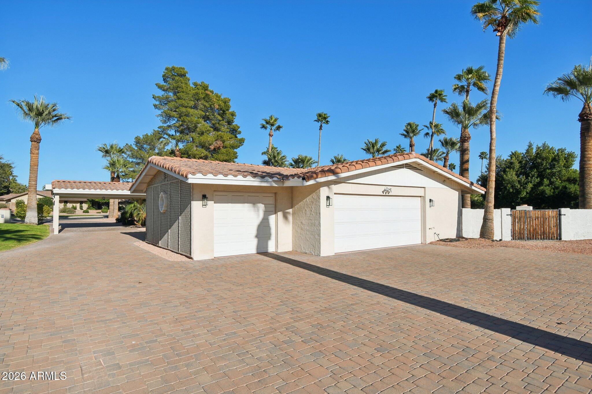 235 E ESTERO Lane