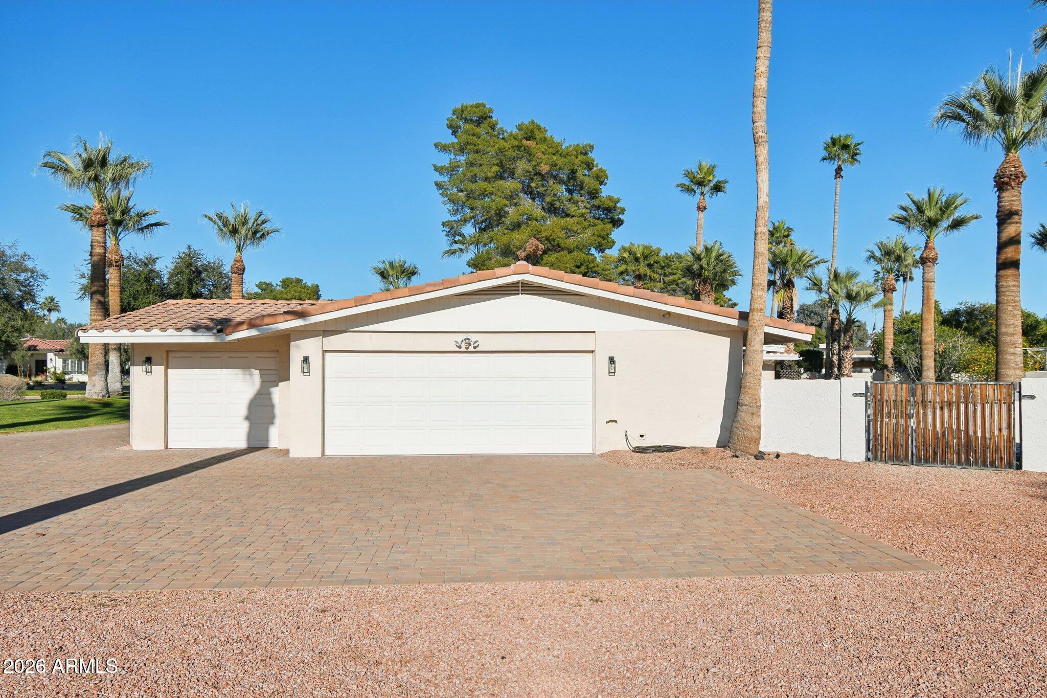 235 E ESTERO Lane