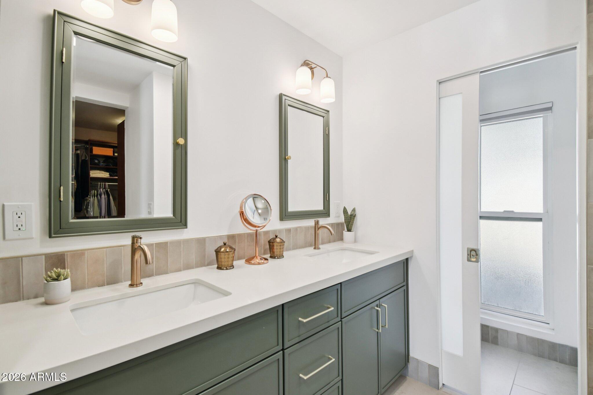 235 E ESTERO Lane