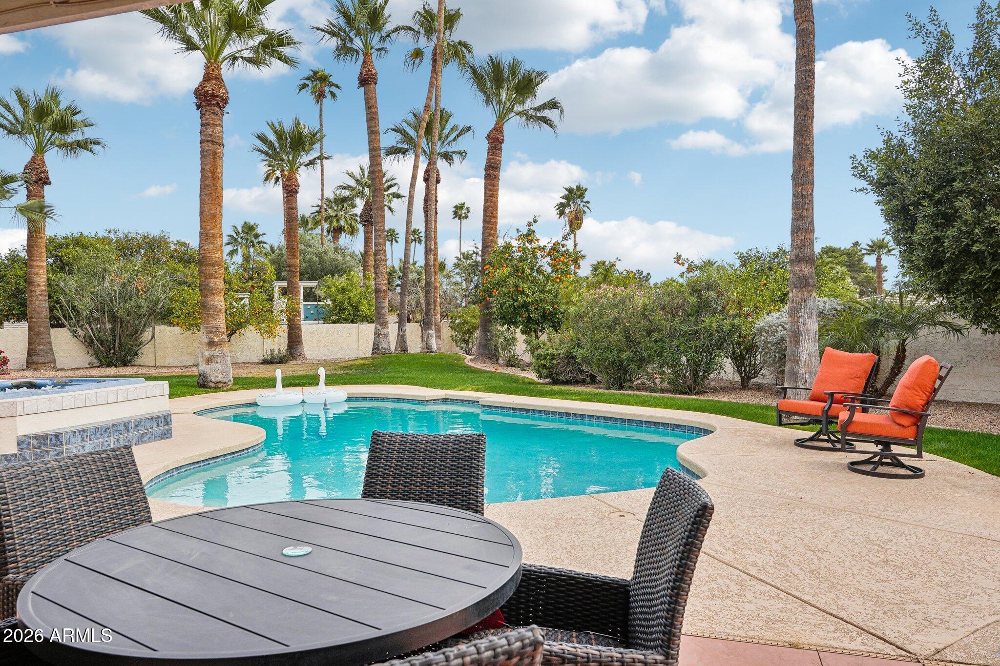235 E ESTERO Lane