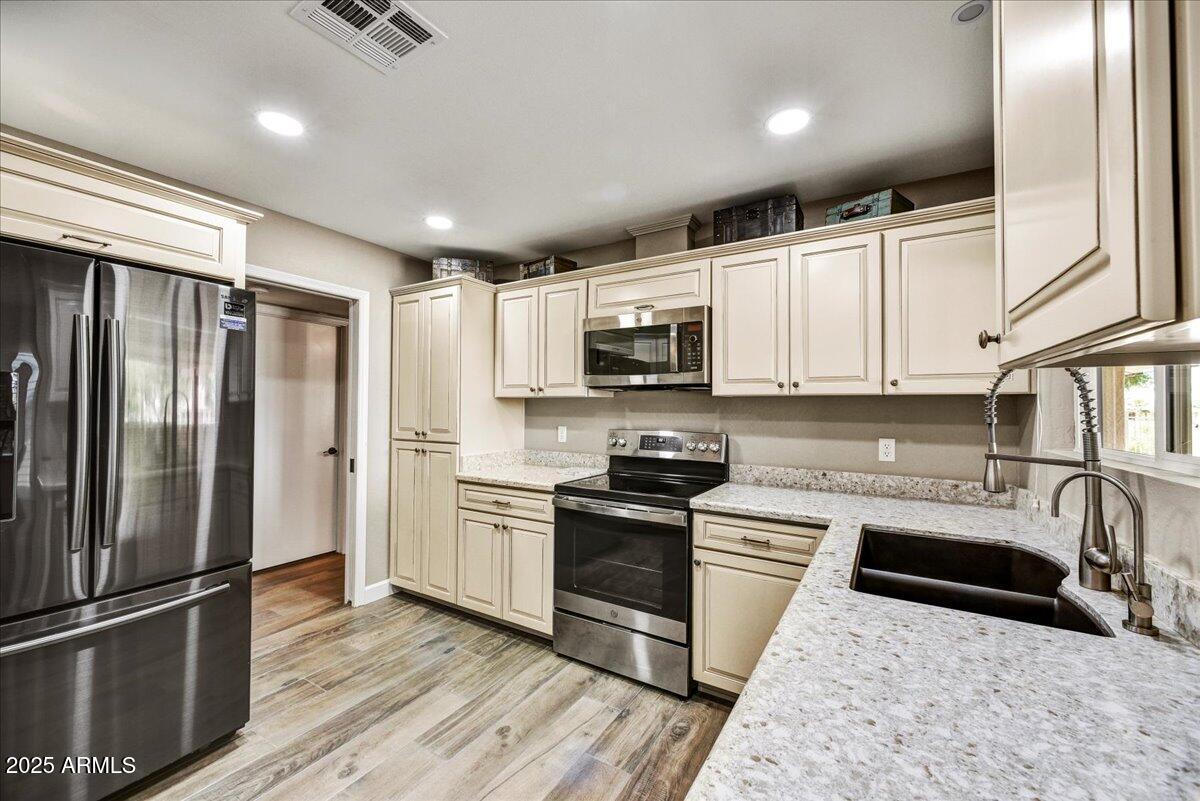 13231 W STARDUST Boulevard
