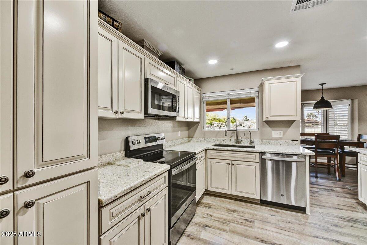 13231 W STARDUST Boulevard