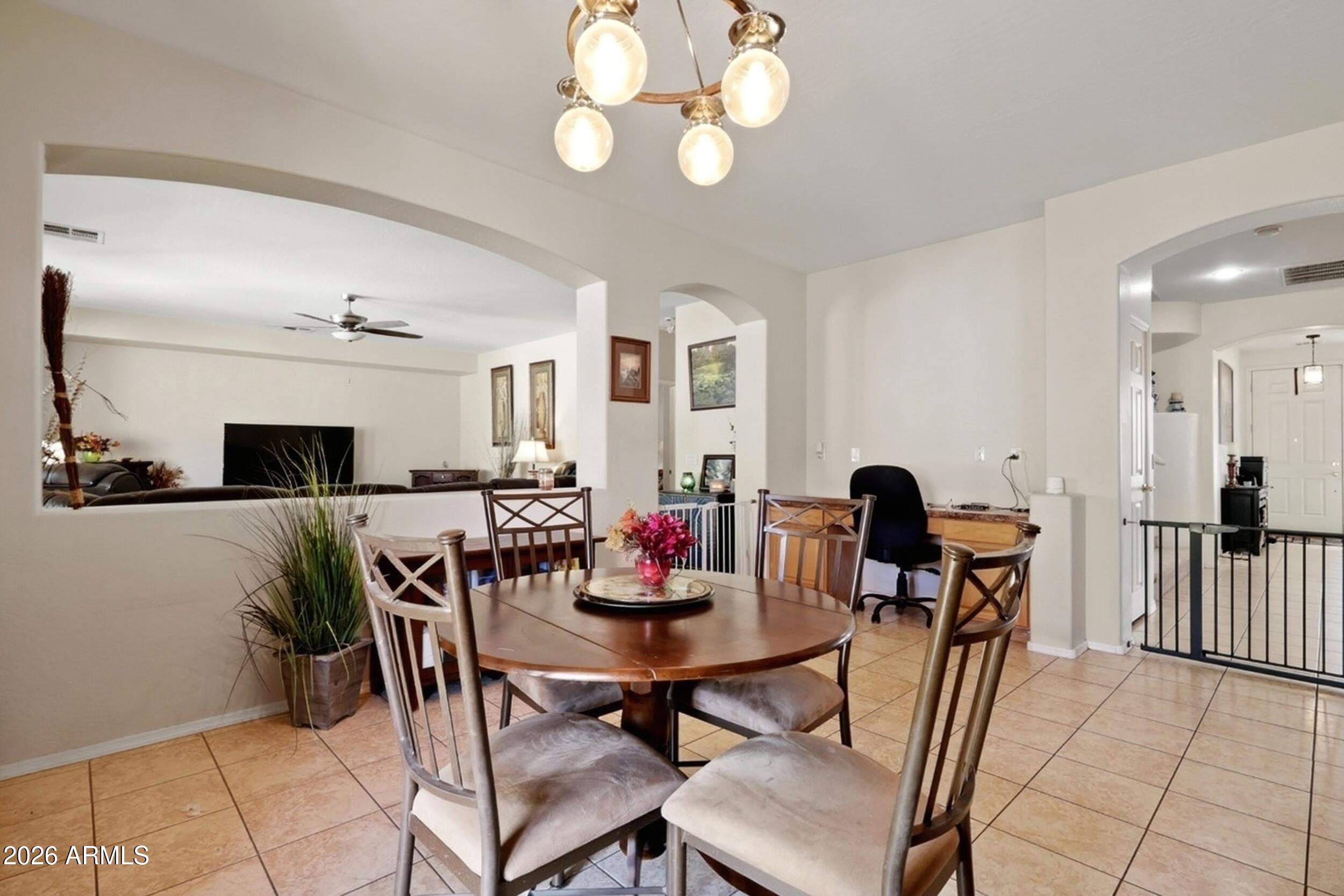 10410 W EDGEMONT Drive