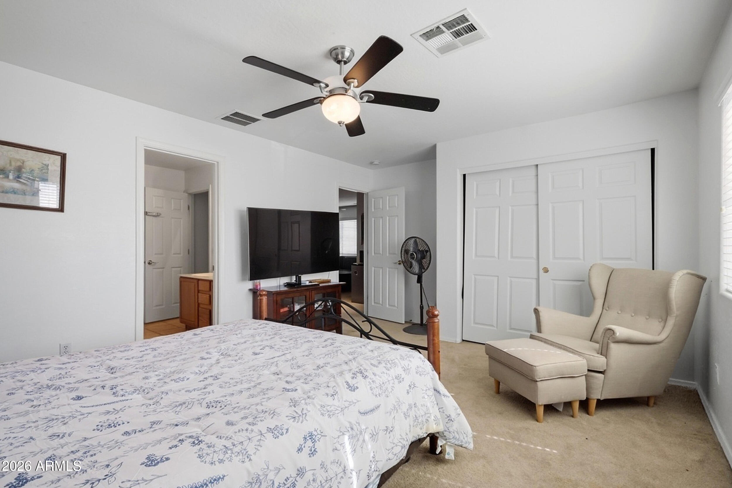 10410 W EDGEMONT Drive