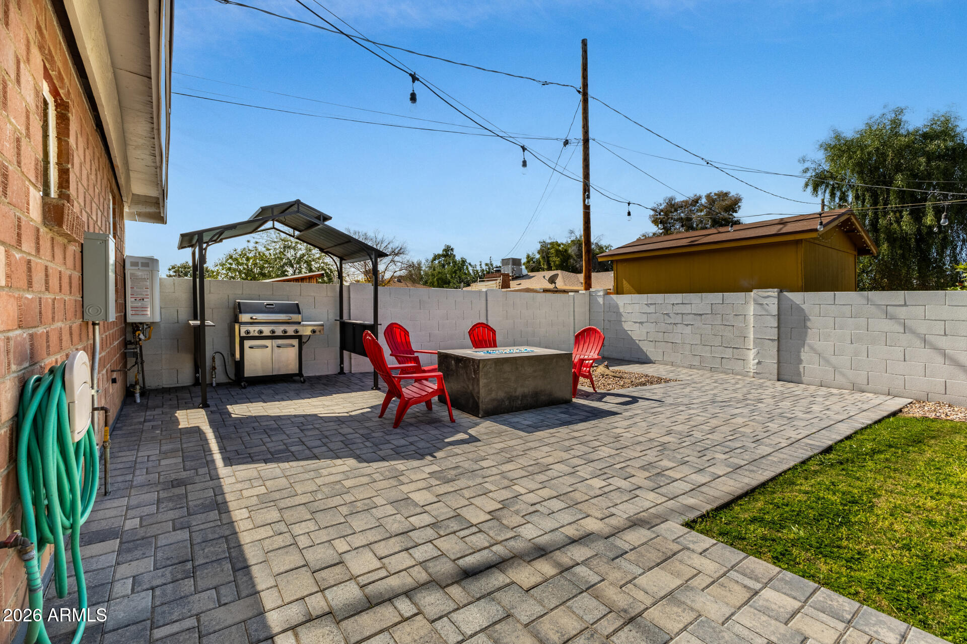 1115 W SAN MIGUEL Avenue