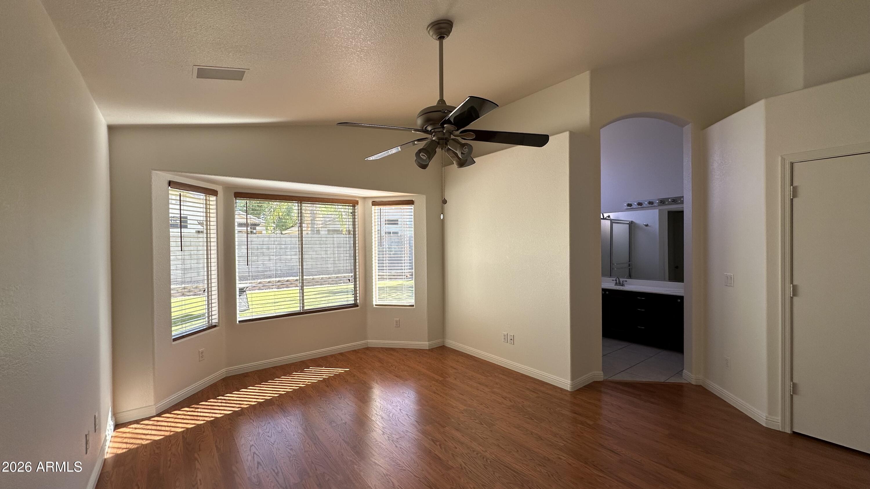8146 W CLARA Lane