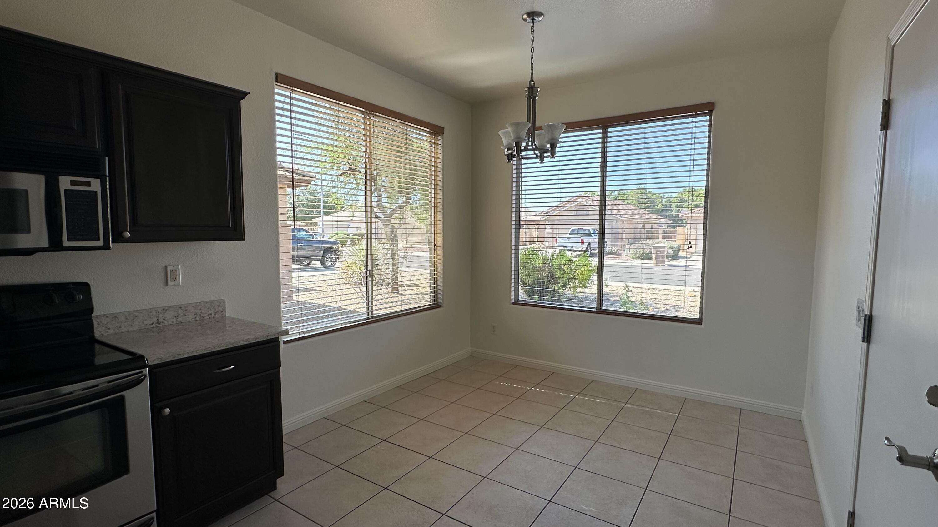 8146 W CLARA Lane