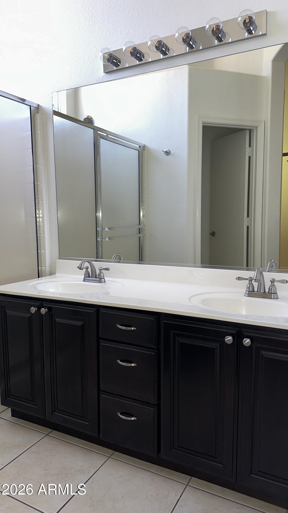 8146 W CLARA Lane