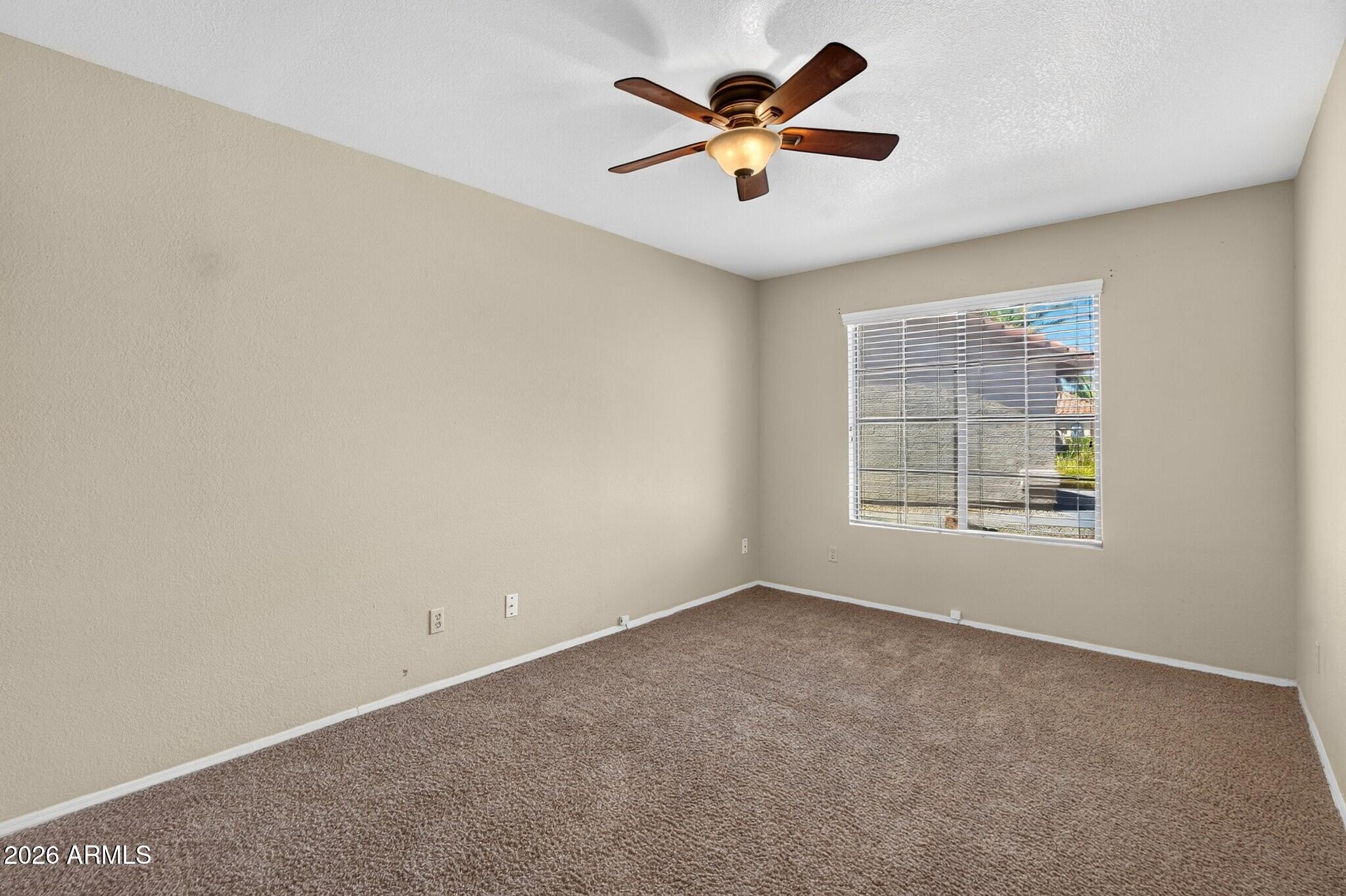 7427 W TOPEKA Drive