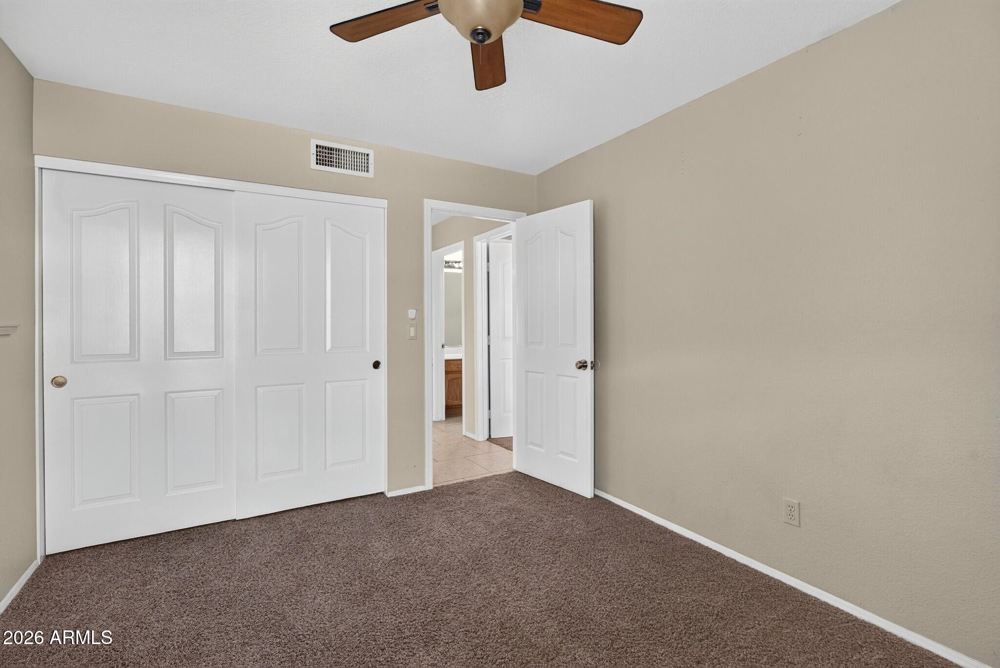 7427 W TOPEKA Drive