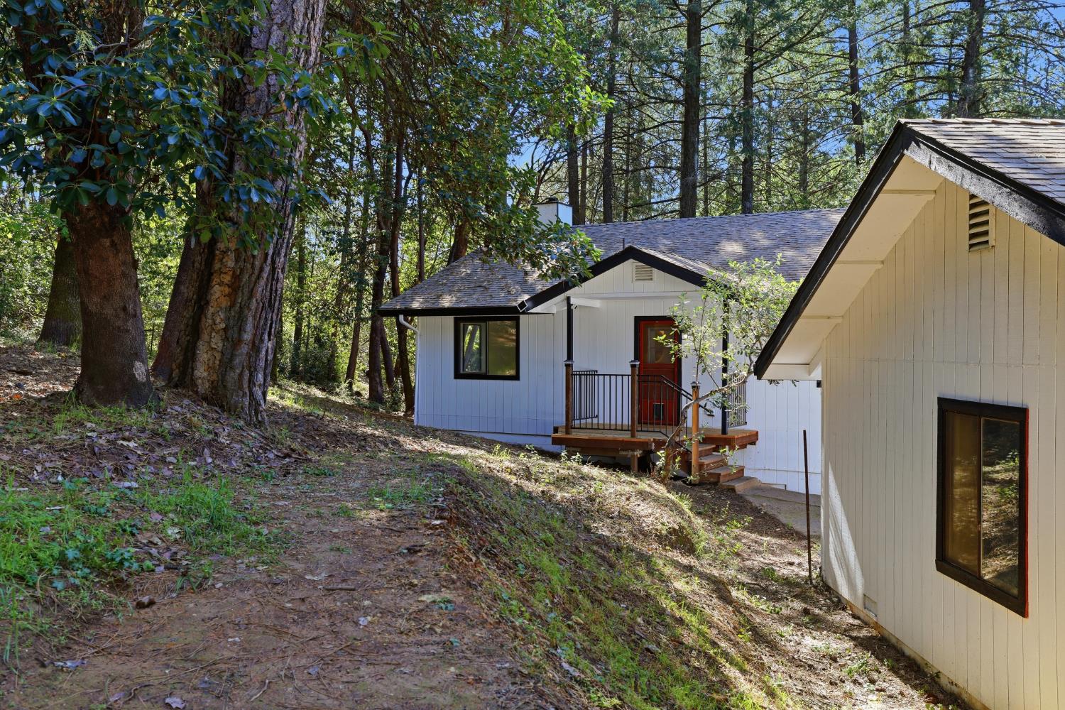 1700 Sanromo Drive