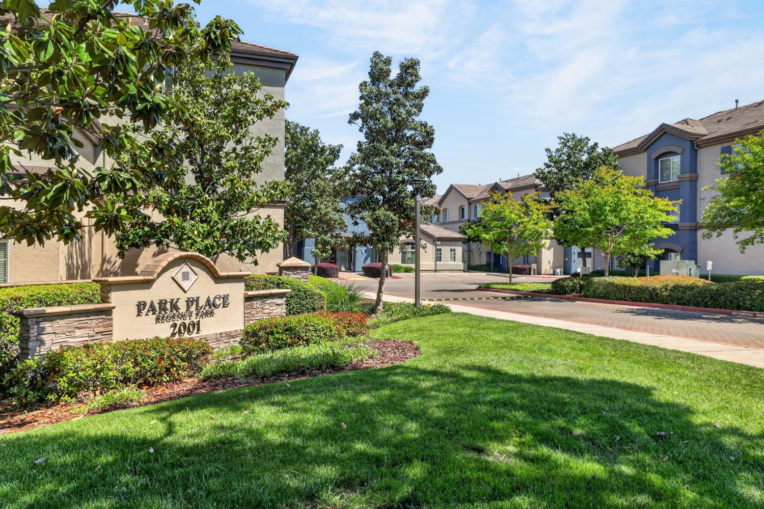2001 Club Center Drive Unit: #8106