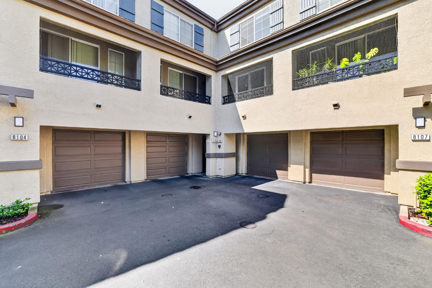 2001 Club Center Drive Unit: #8106