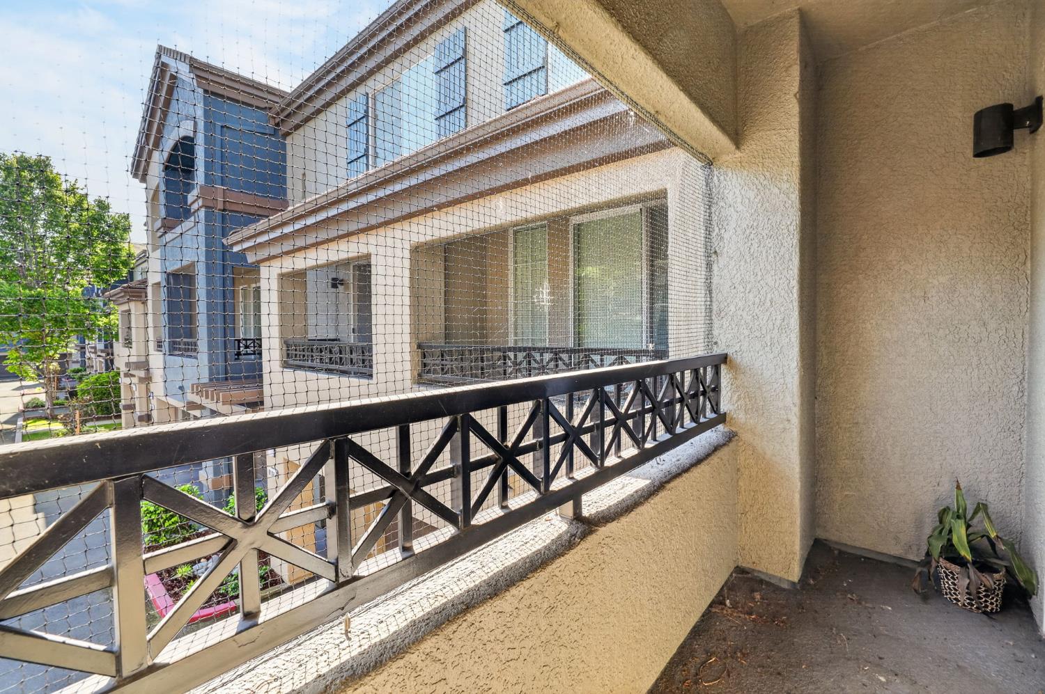 2001 Club Center Drive Unit: #8106