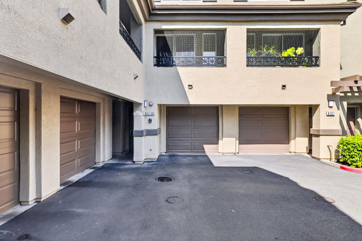 2001 Club Center Drive Unit: #8106