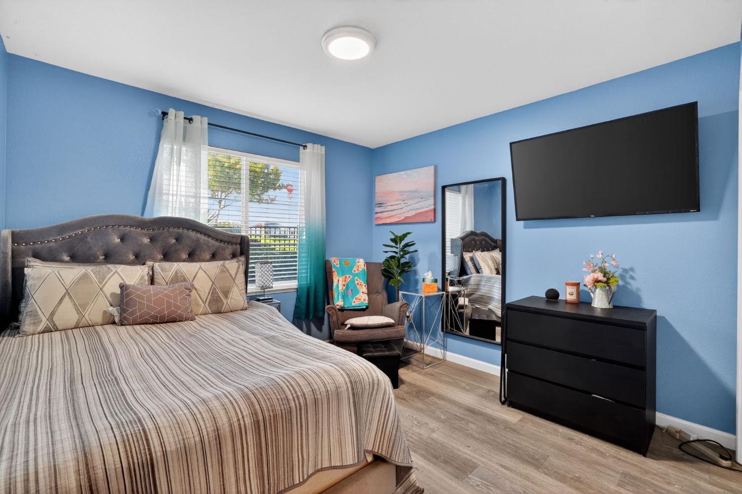 2001 Club Center Drive Unit: #8106